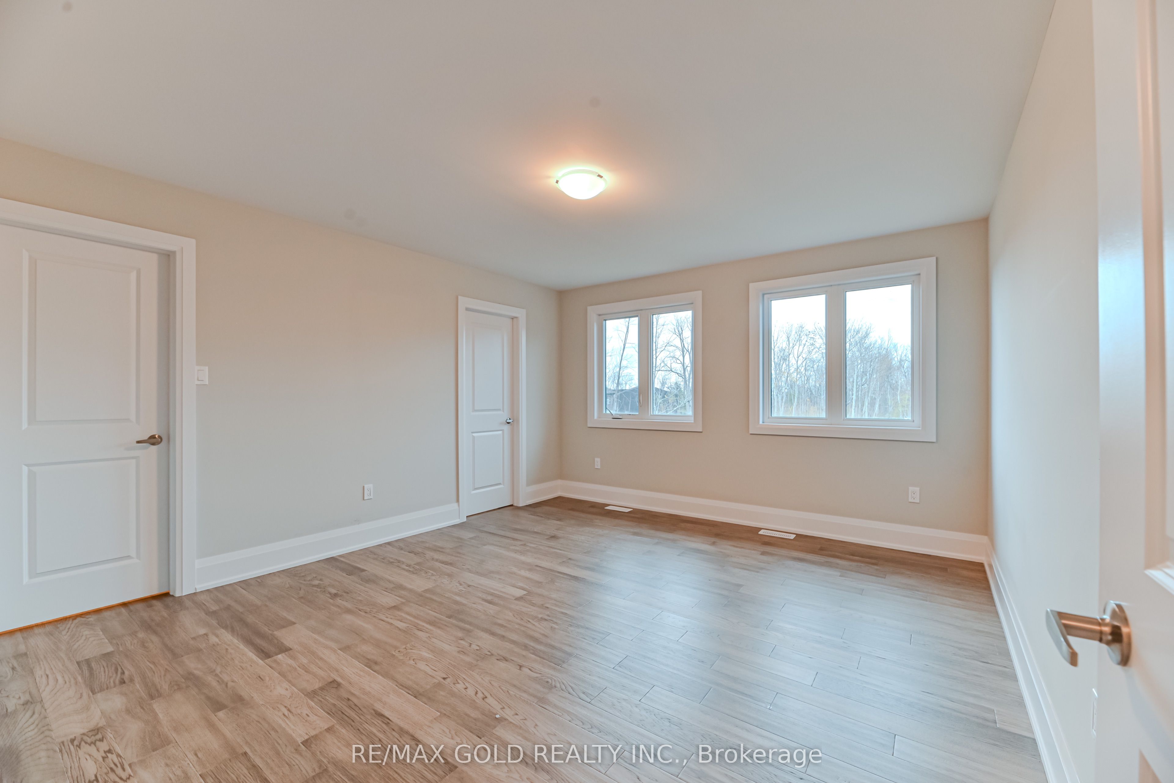 123 Jewel Street Property Photo 24