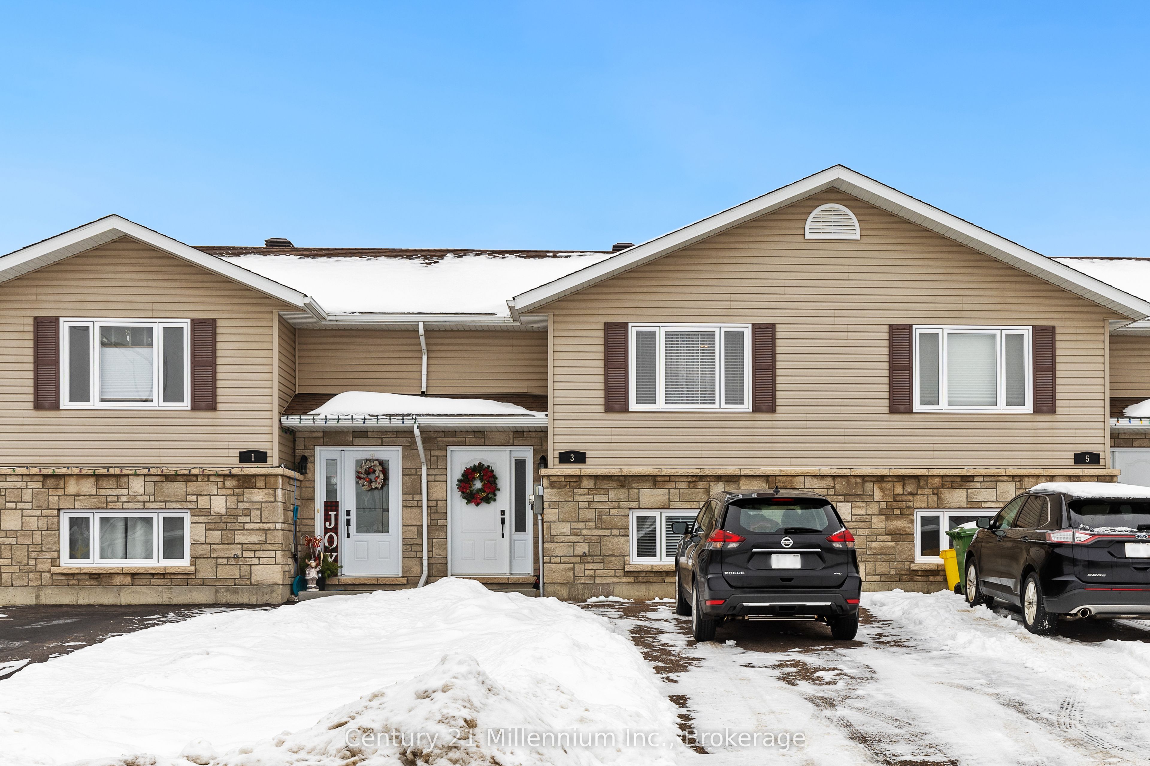 3 William Thomas Dr Property Photo