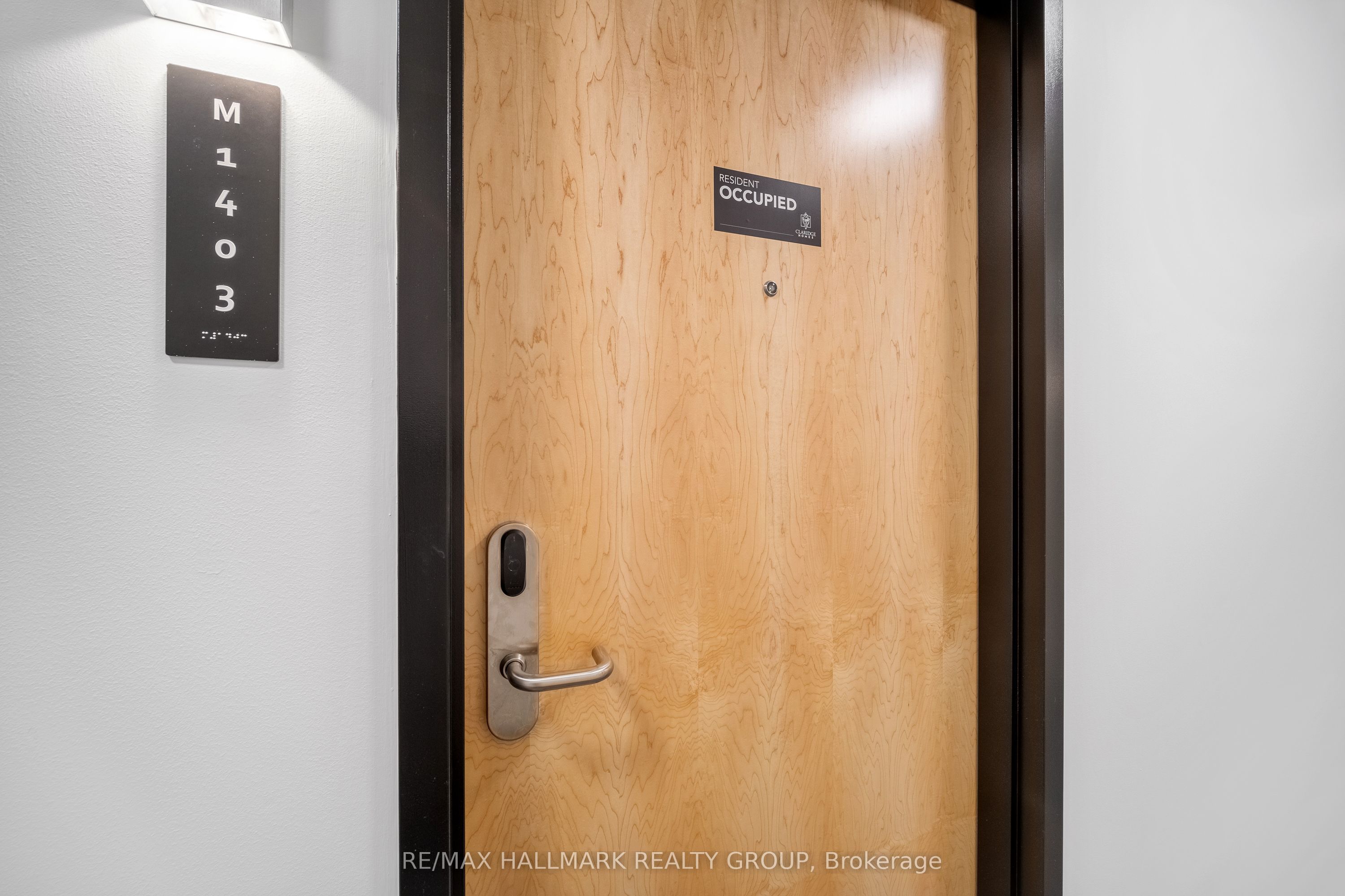 #1403 - 340 Queen Street Property Photo 3