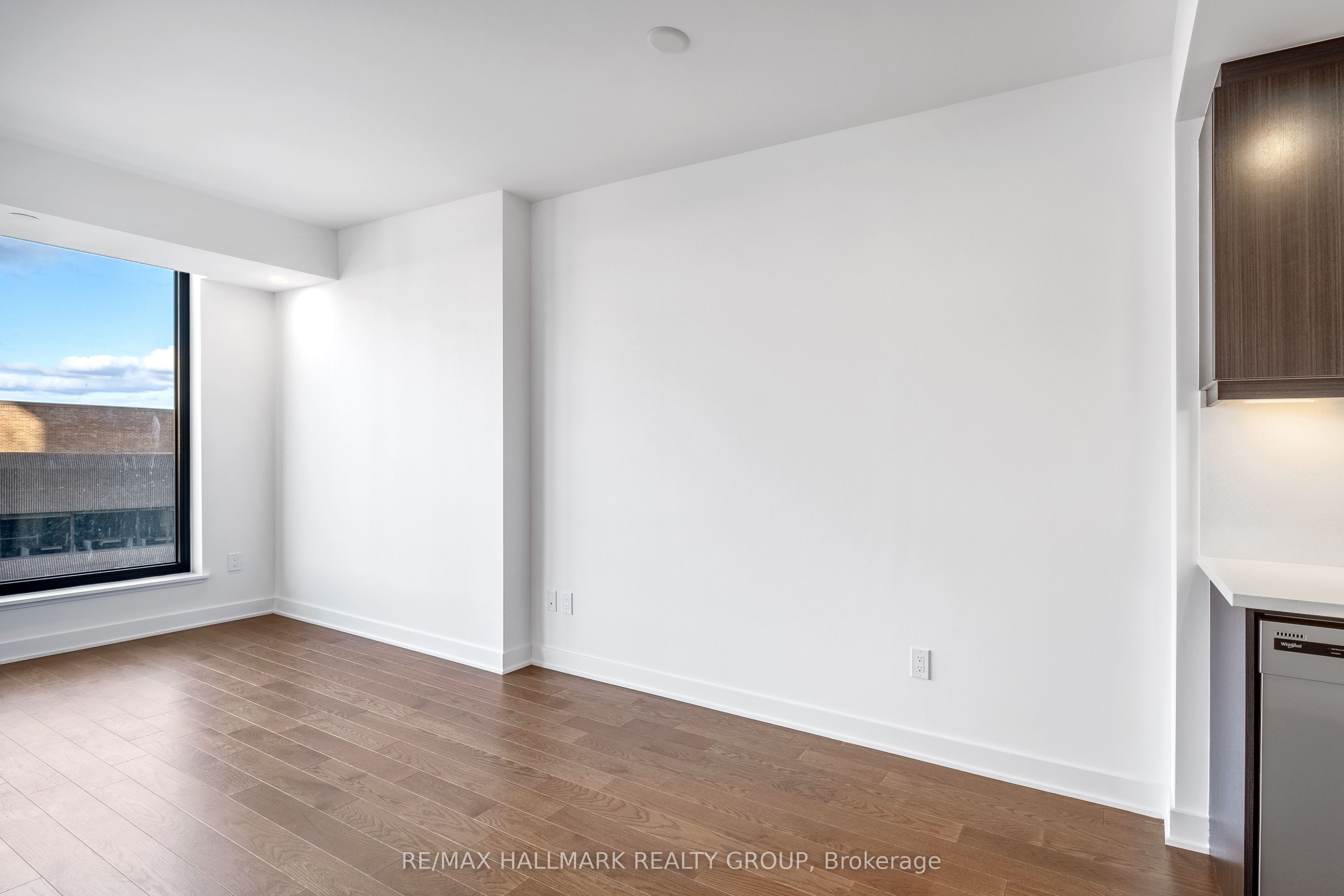 #1403 - 340 Queen Street Property Photo 17