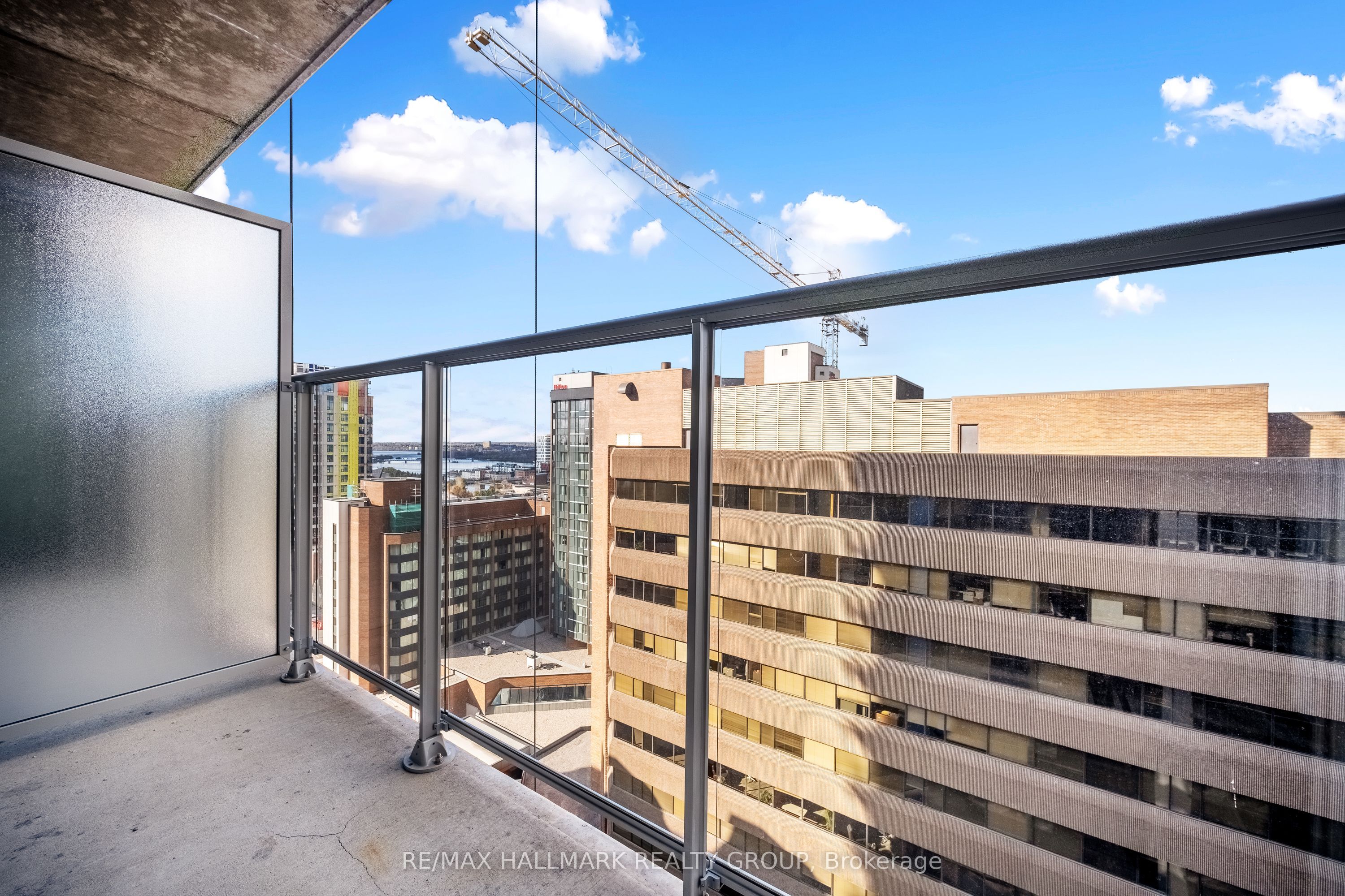 #1403 - 340 Queen Street Property Photo 18