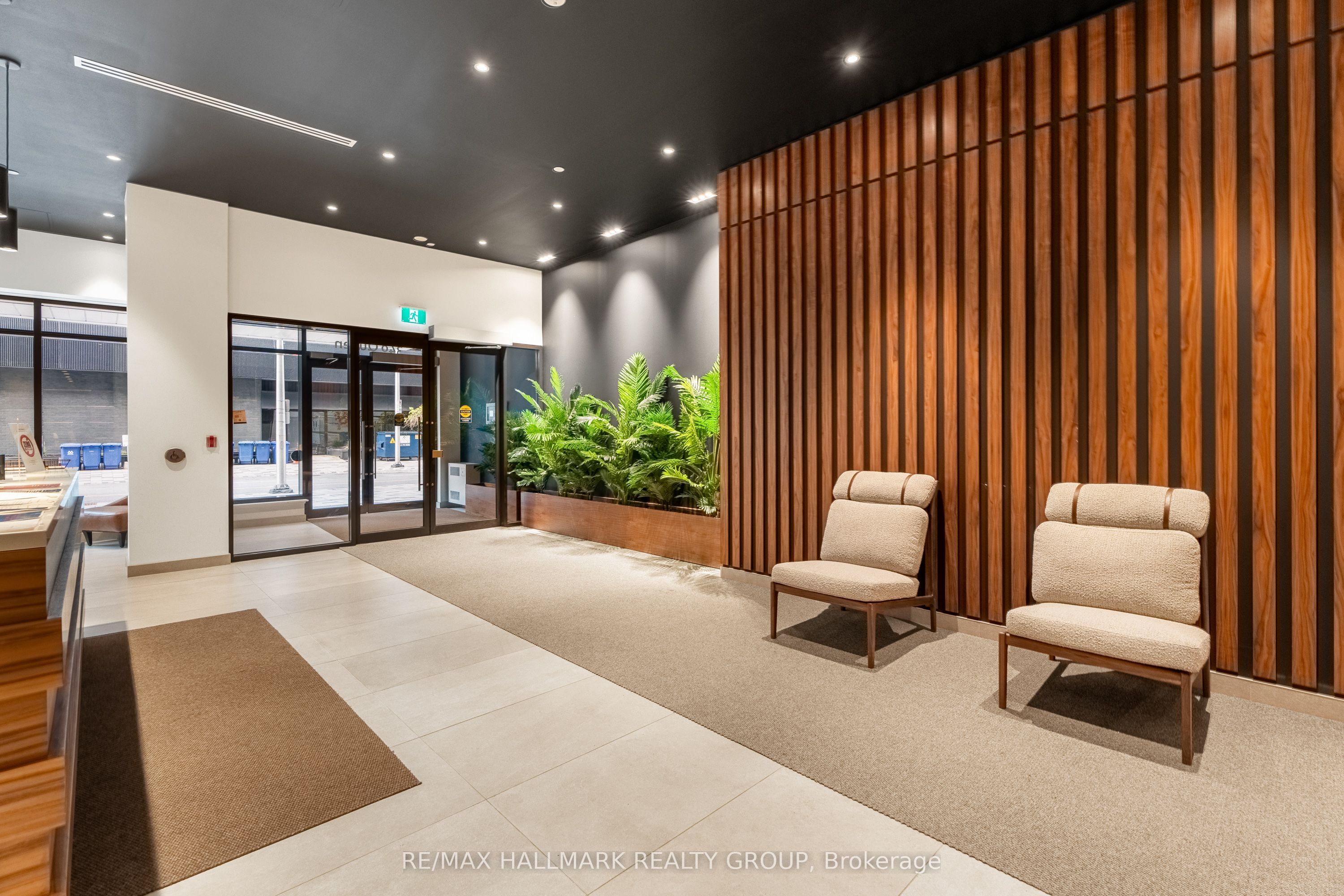 #1403 - 340 Queen Street Property Photo 24