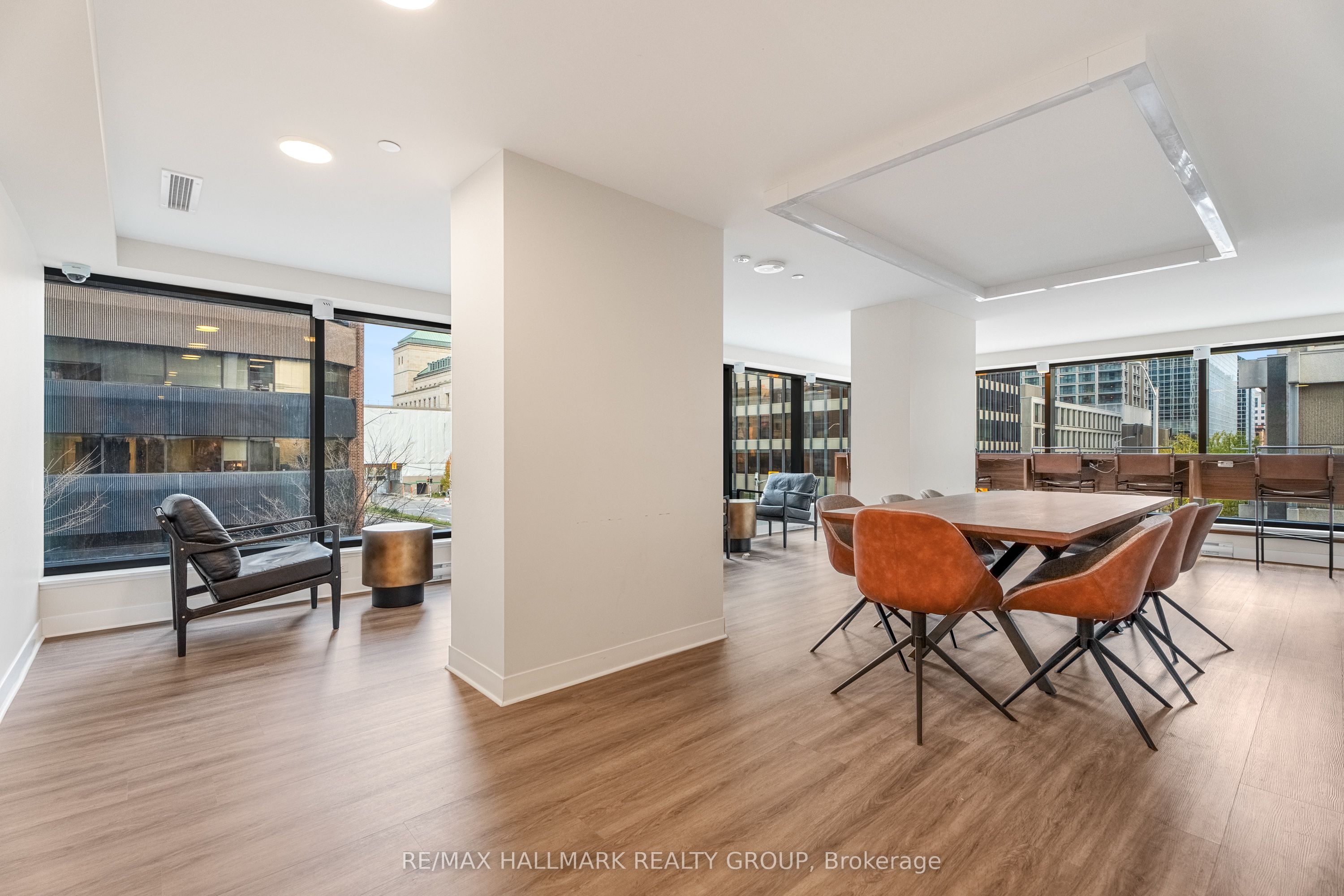 #1403 - 340 Queen Street Property Photo 29