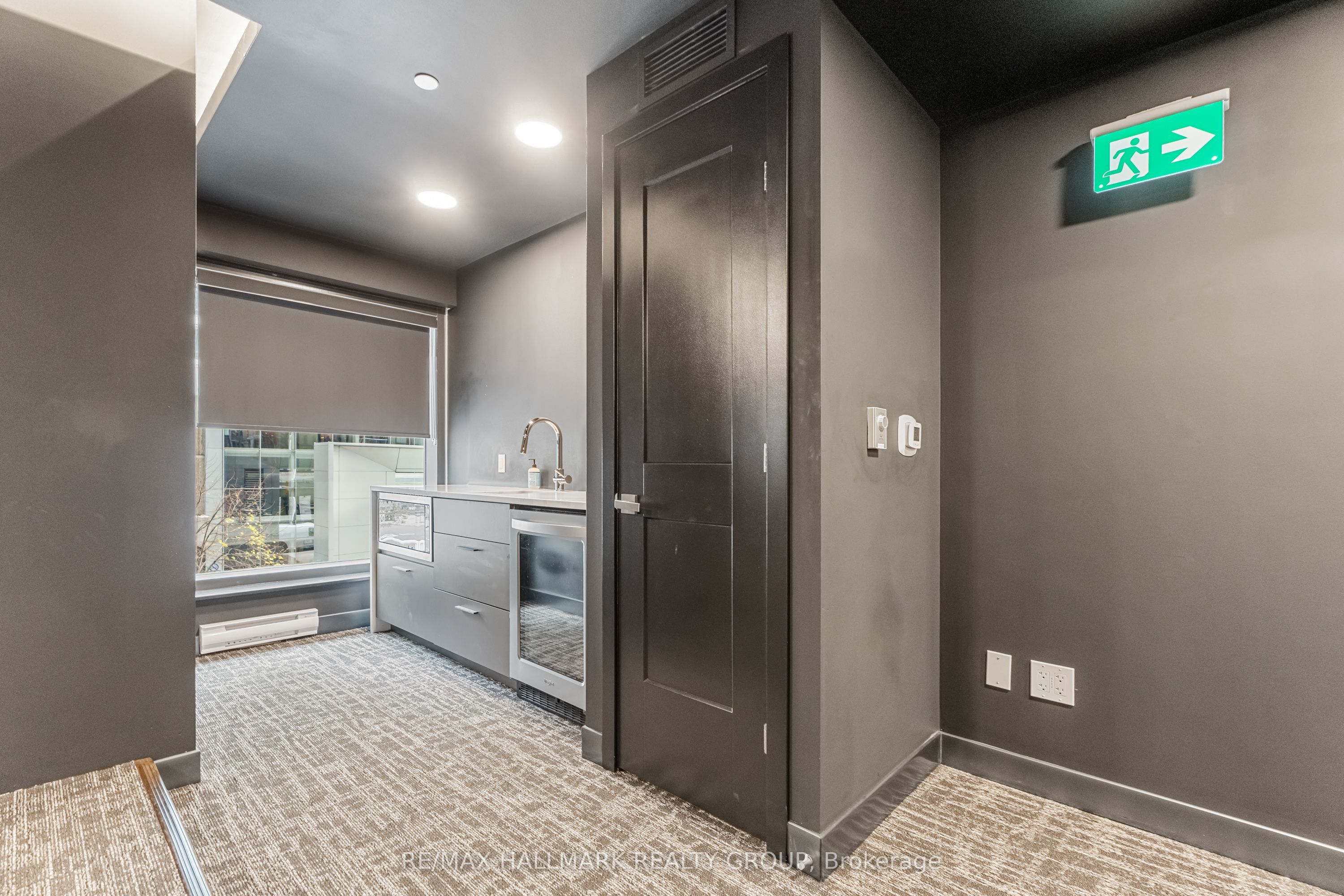 #1403 - 340 Queen Street Property Photo 31
