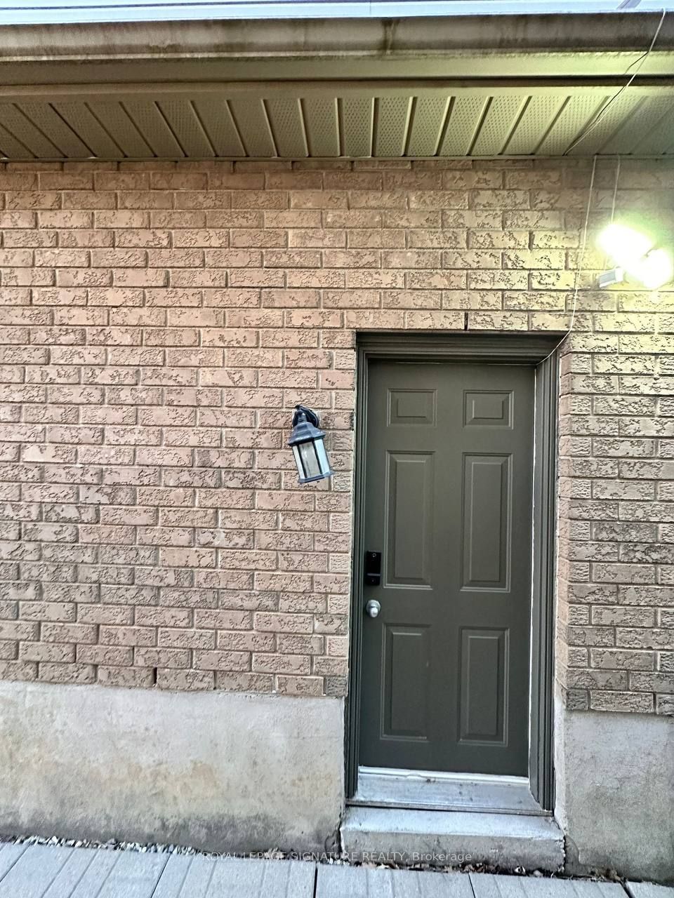 843 Brandenburg Boulevard Property Photo 6