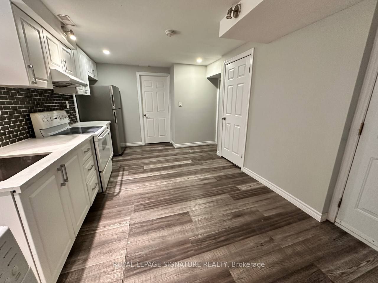 843 Brandenburg Boulevard Property Photo 7