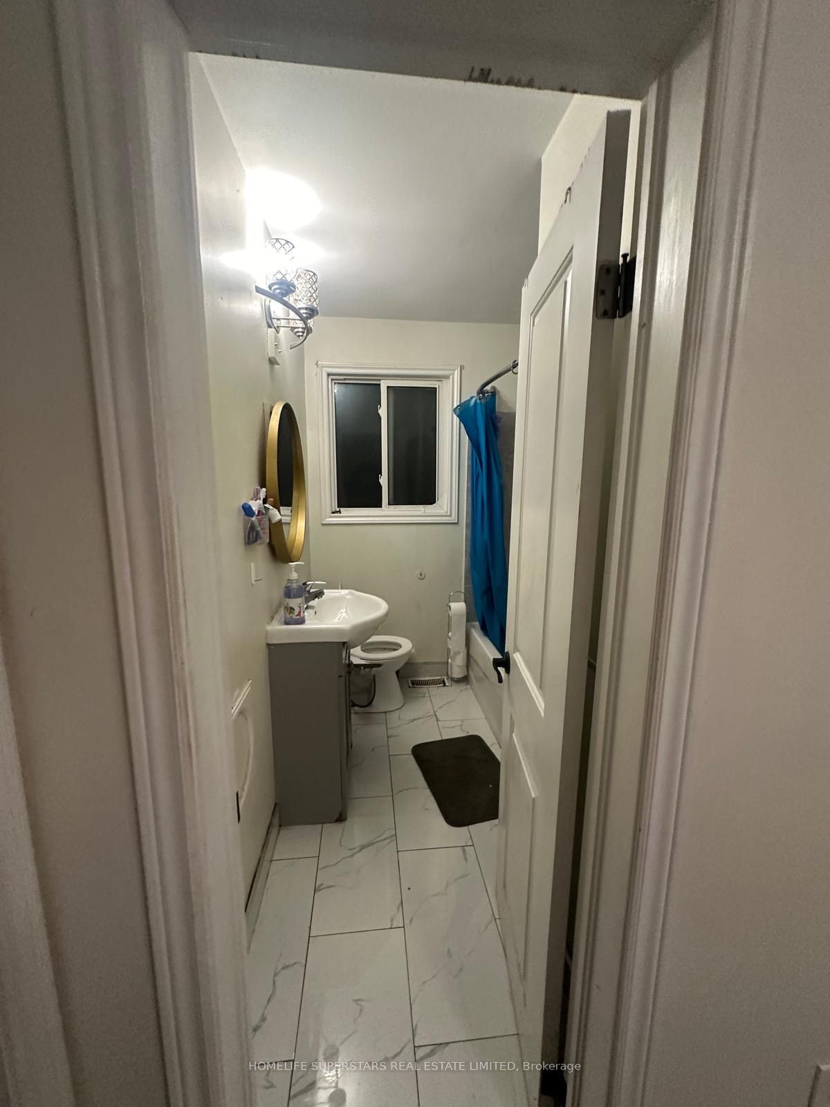 5974 Scott Street E Property Photo 9
