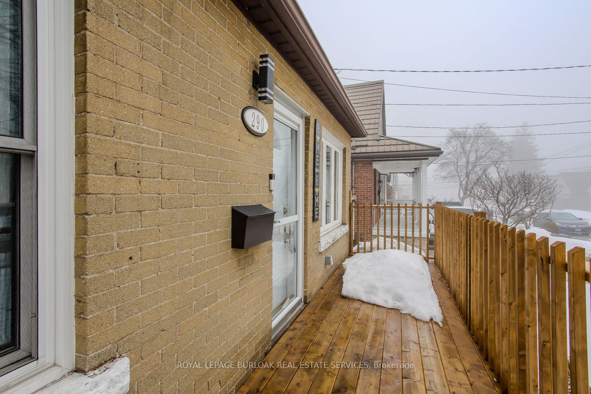 290 East 15th Street Property Photo 4