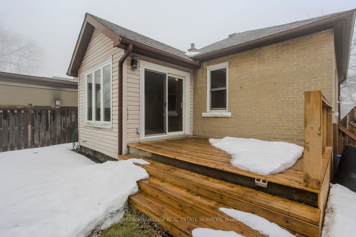 290 East 15th Street Property Photo 35