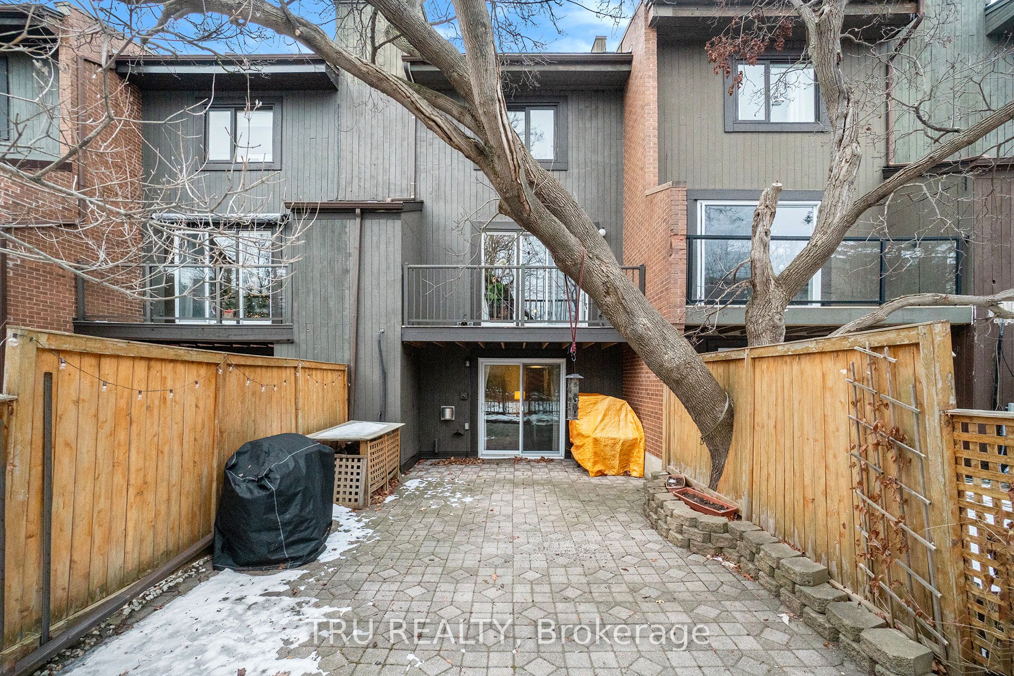 2308 Walsh Avenue Property Photo 11