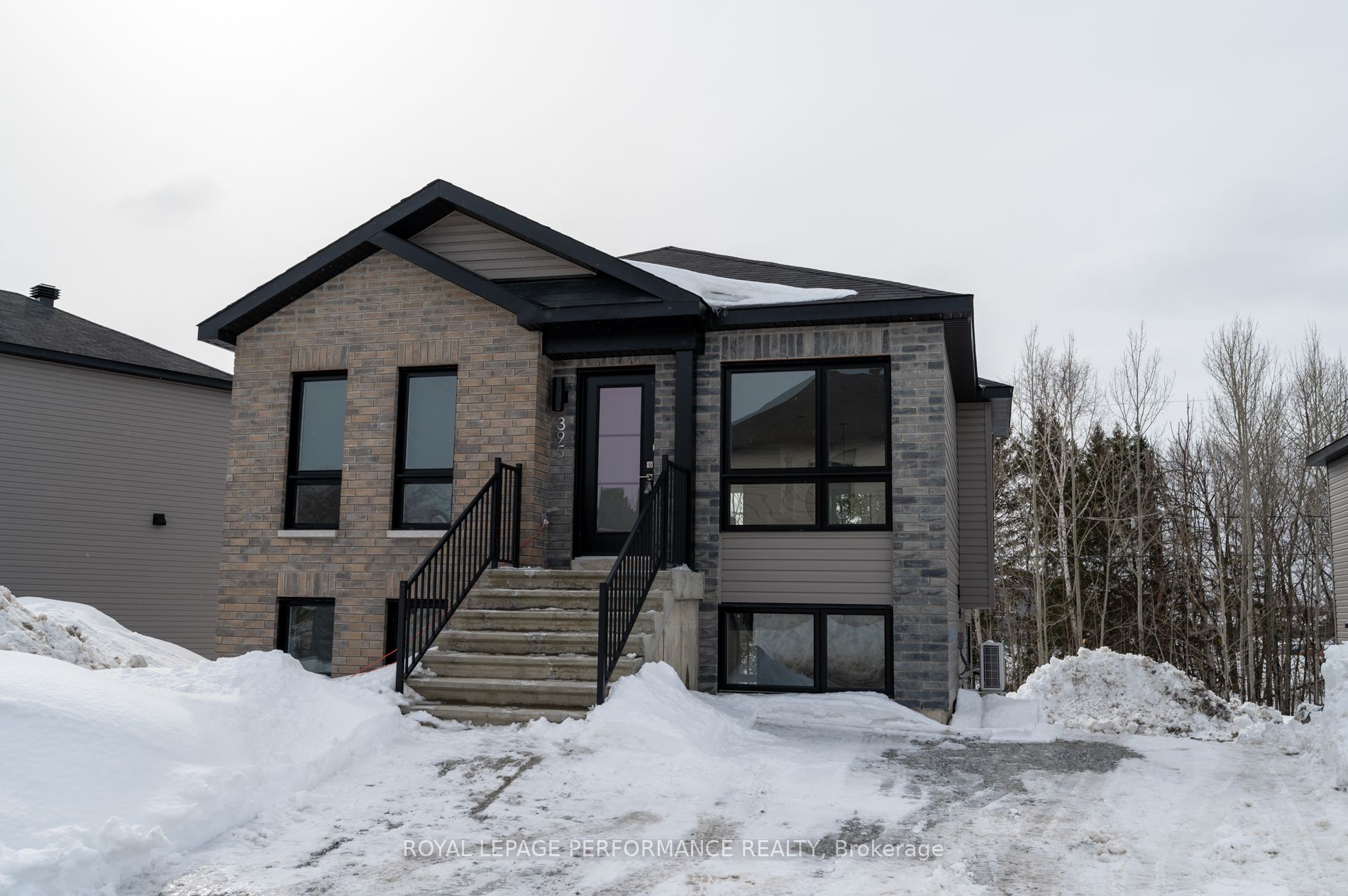 246 Bourdeau Boulevard Property Photo