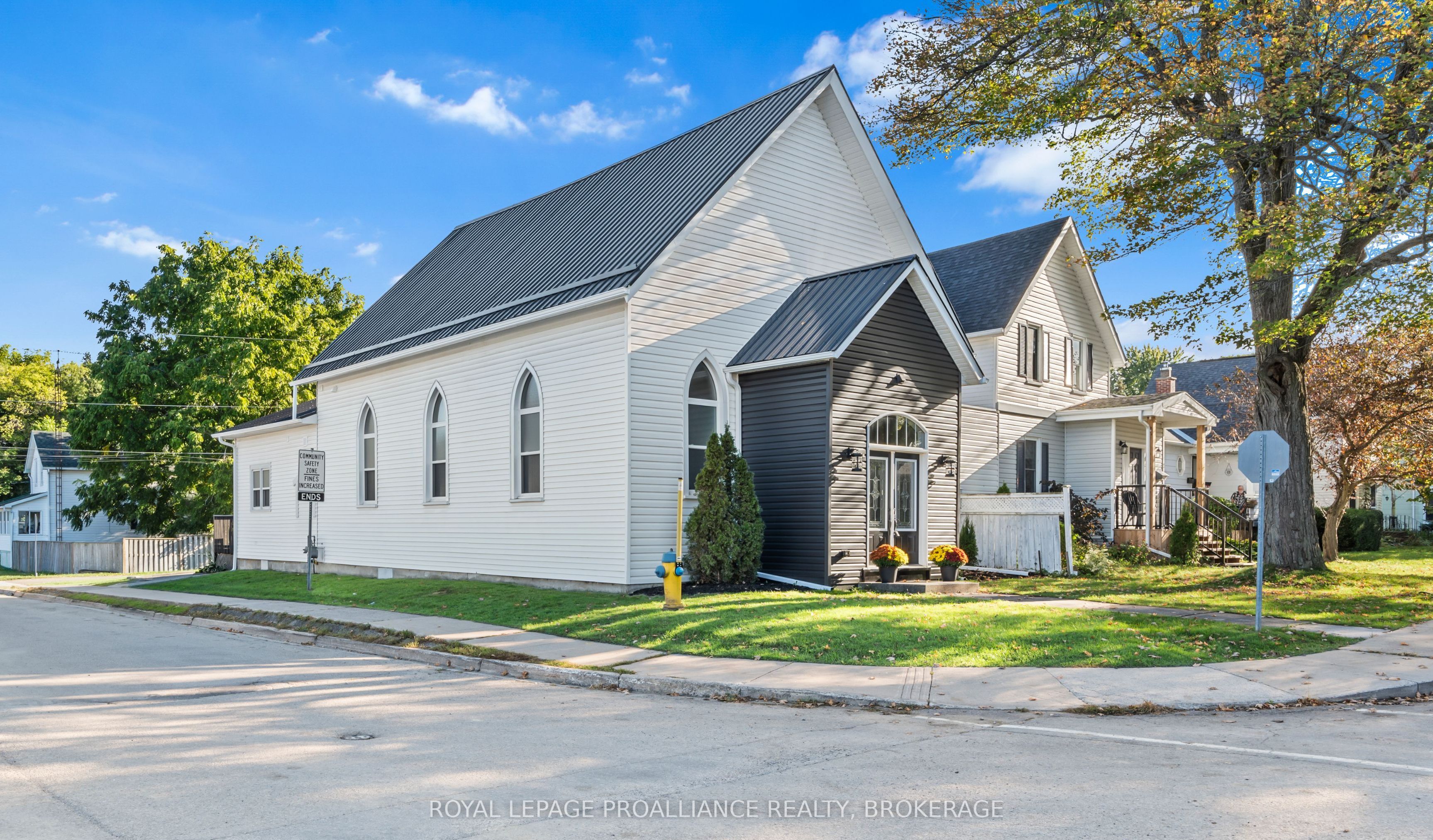 299 Arthur Street Property Photo