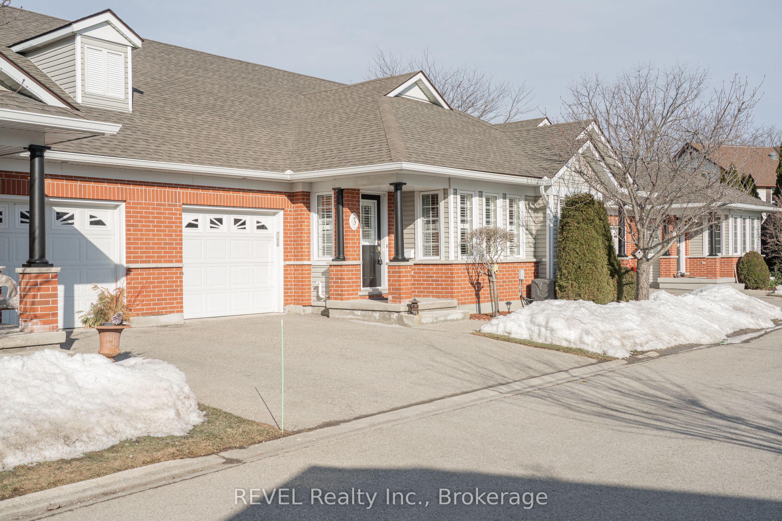 1448 Niagara Stone Rd Property Photo 1
