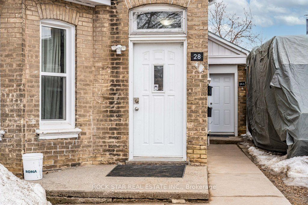 28 Ontario Street Property Photo 2