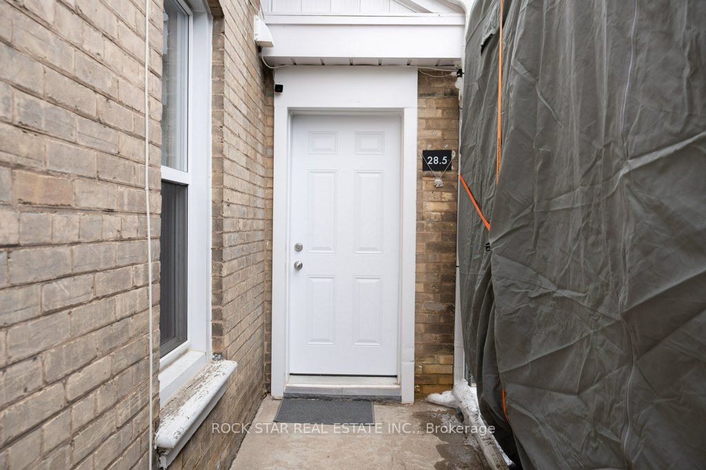 28 Ontario Street Property Photo 17