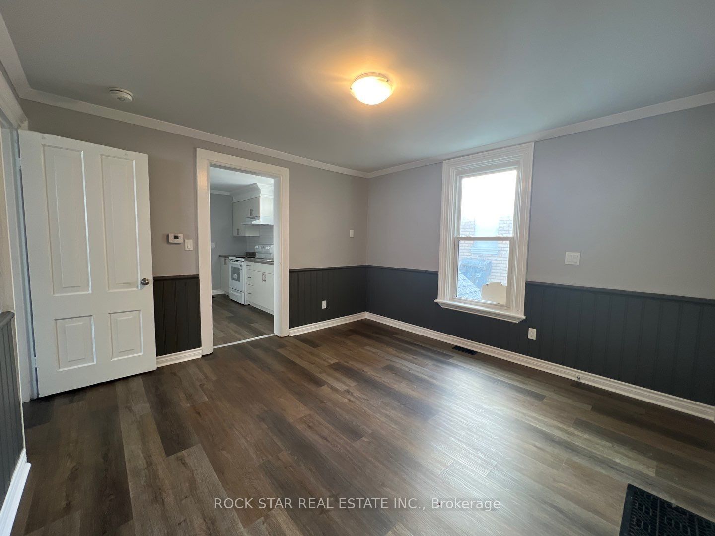 28 Ontario Street Property Photo 21