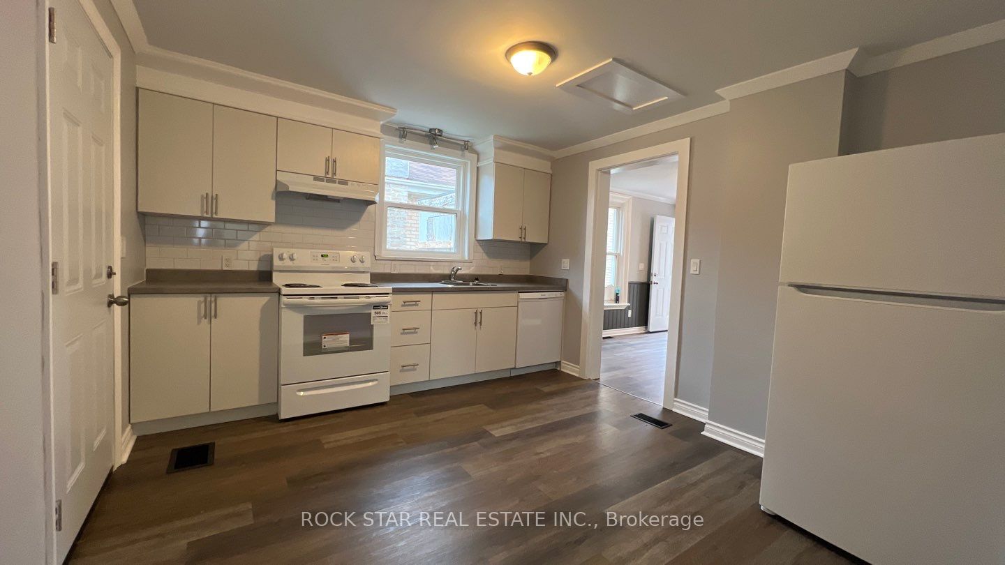 28 Ontario Street Property Photo 24
