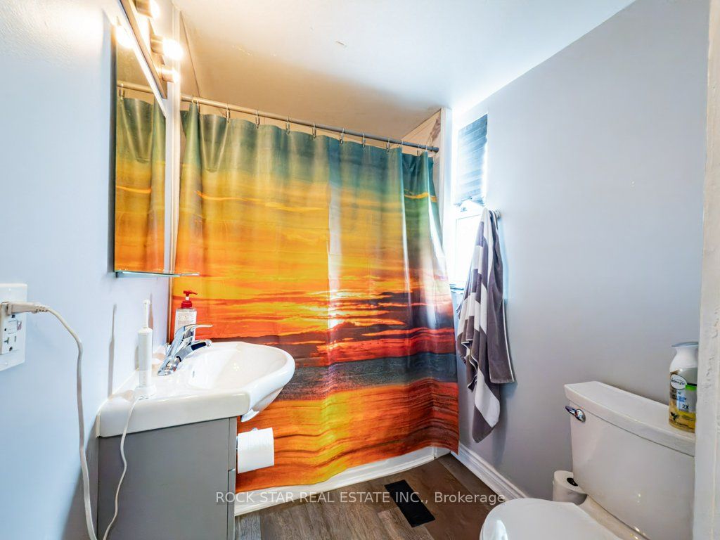 28 Ontario Street Property Photo 28
