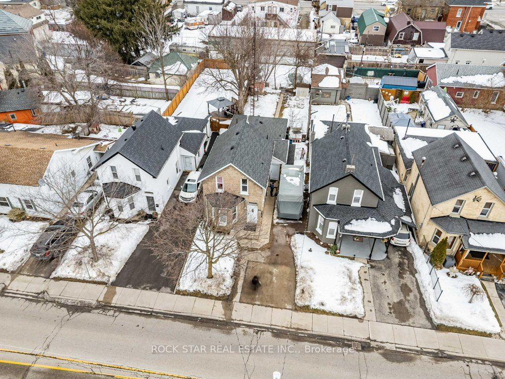 28 Ontario Street Property Photo 35