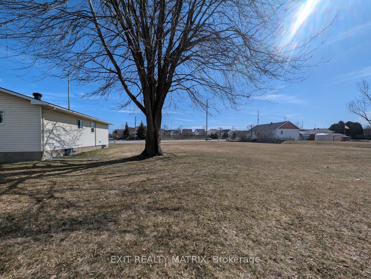 1632 Trim Road Property Photo 6