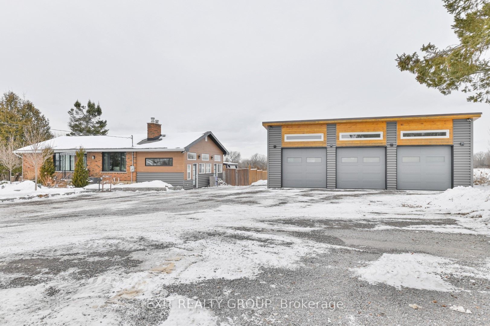 1529 Harmony Rd Property Photo
