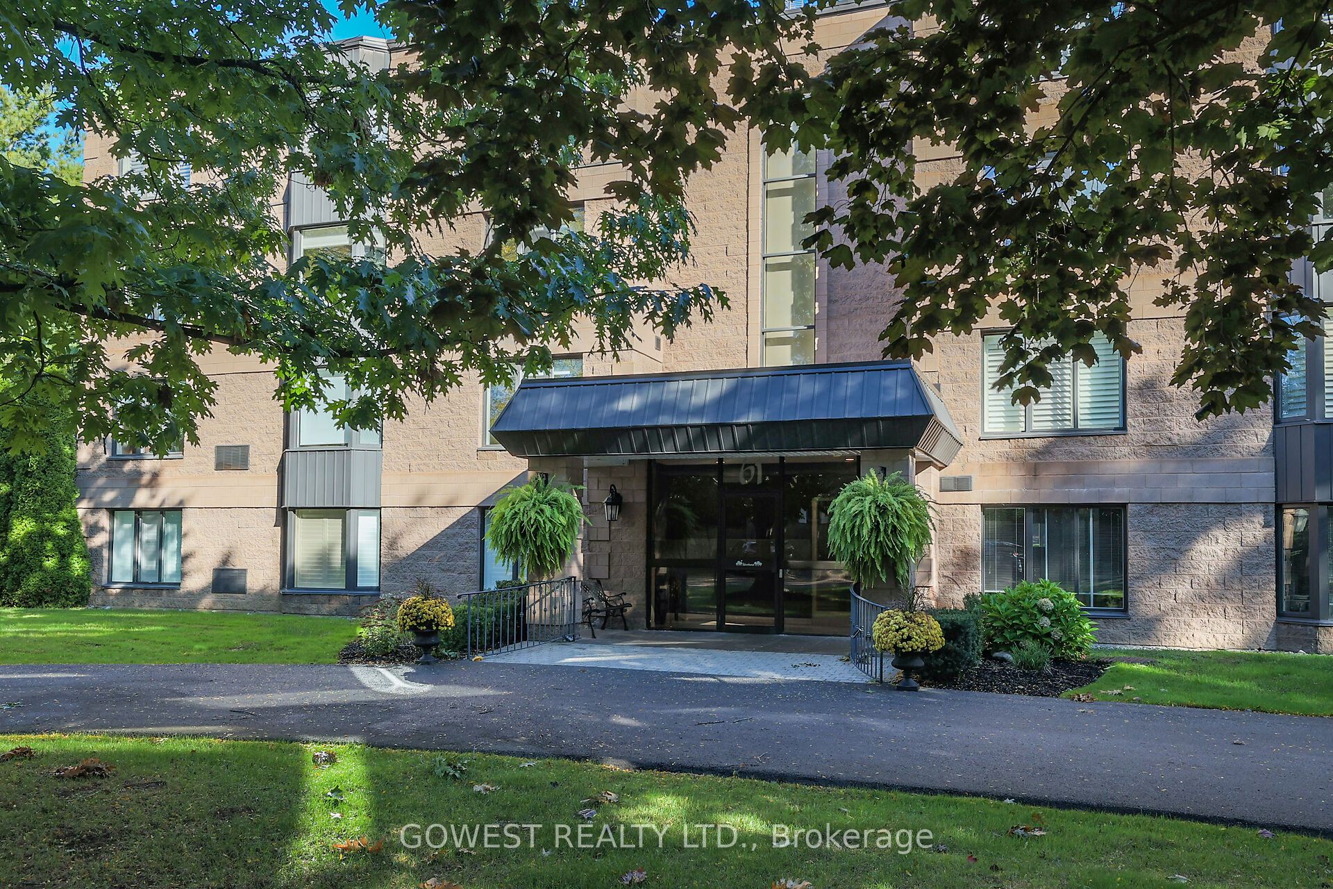 #304 - 61 Paffard Street Property Photo