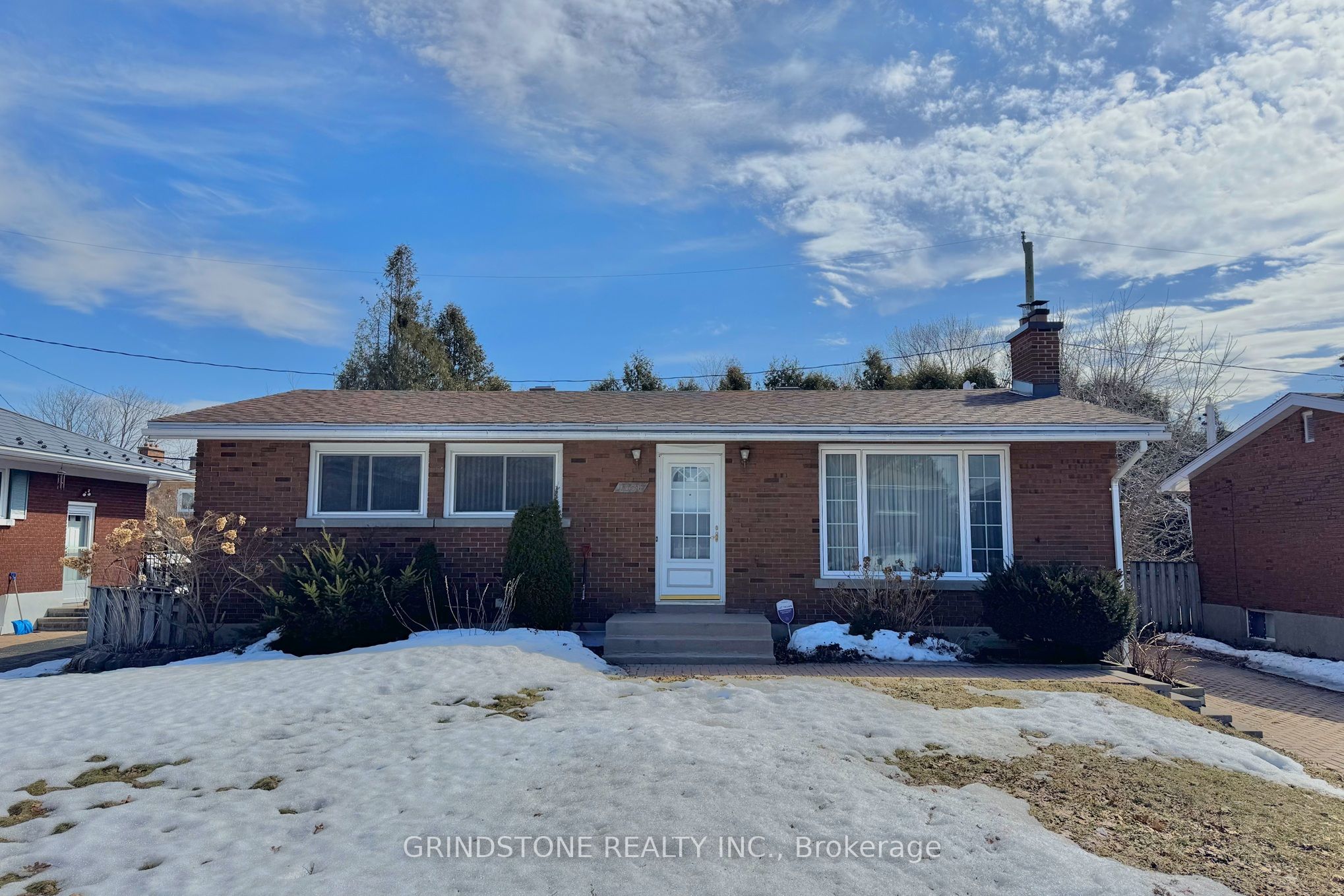 1806 Forman Avenue Property Photo 1