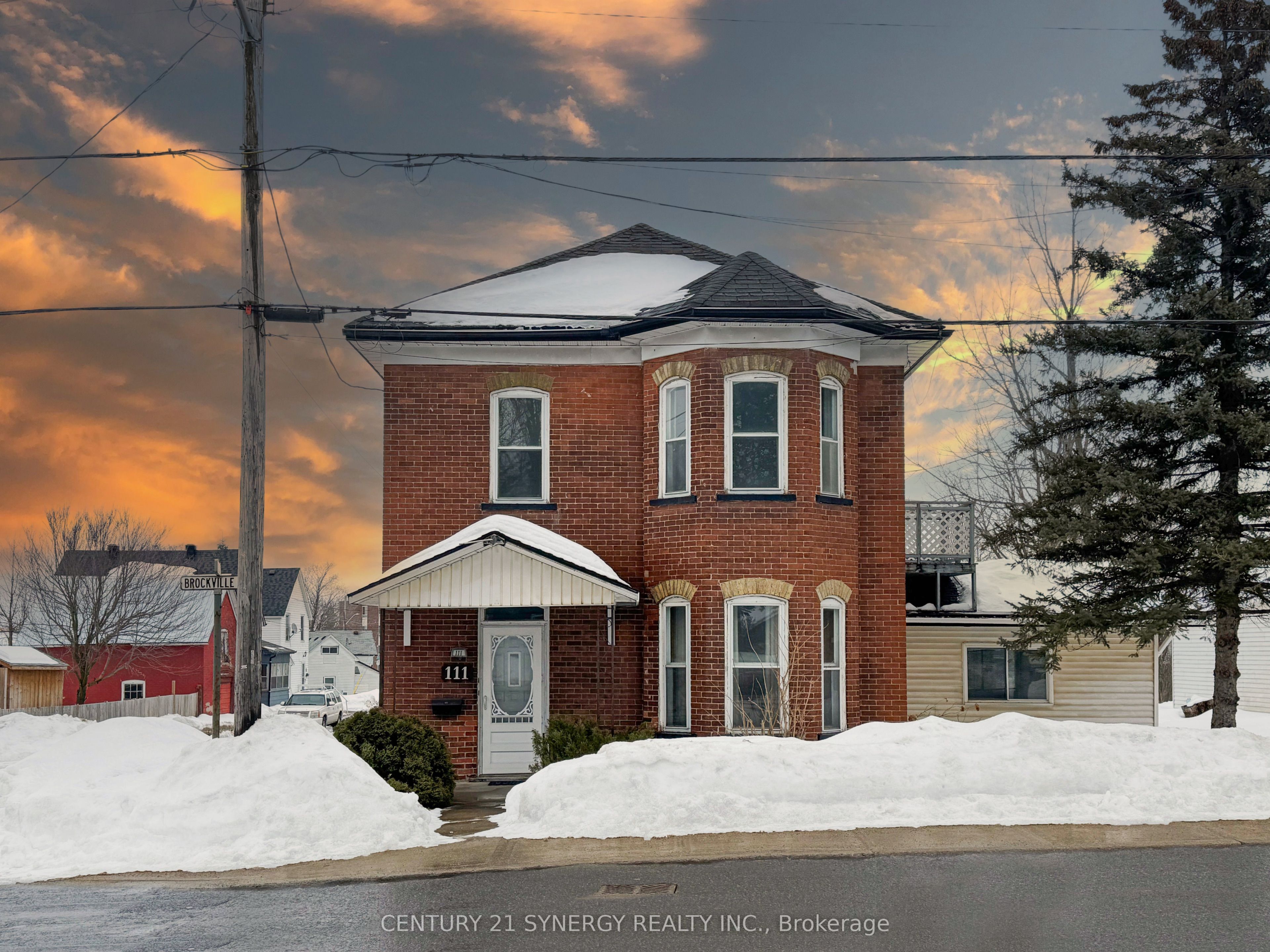 111 Brockville Street Property Photo