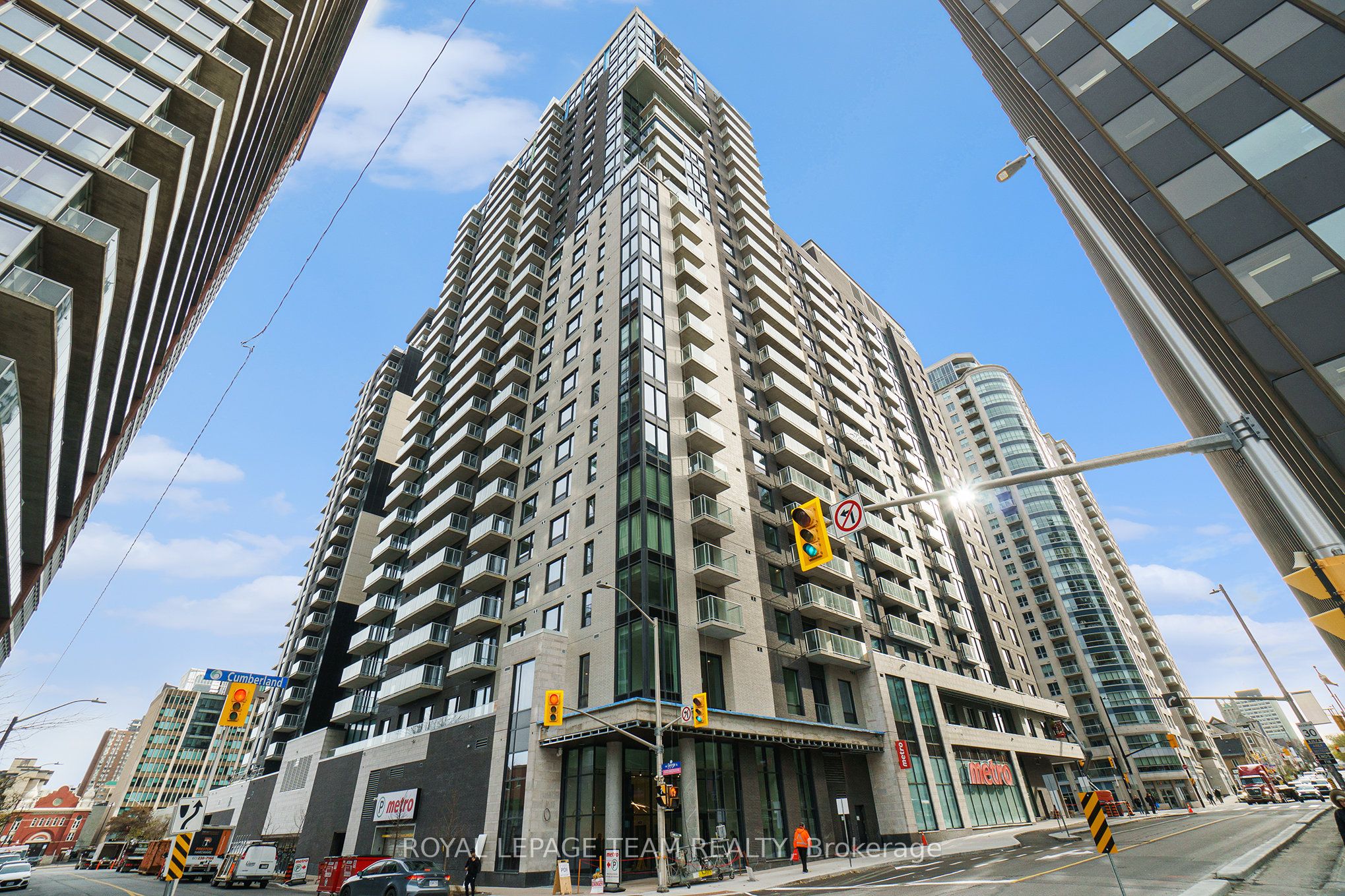 180 George St Property Photo