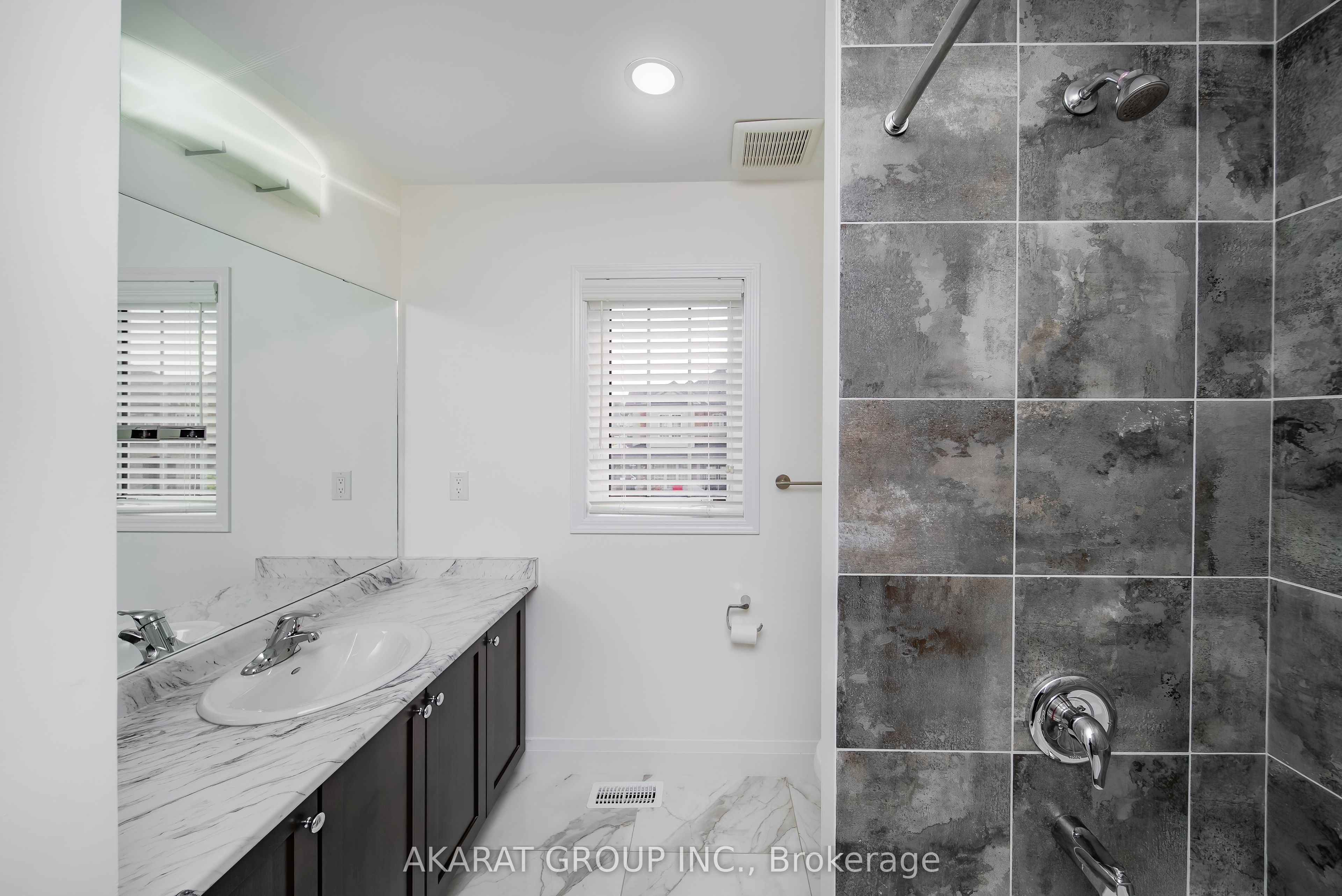 9 Legacy Lane Property Photo 33