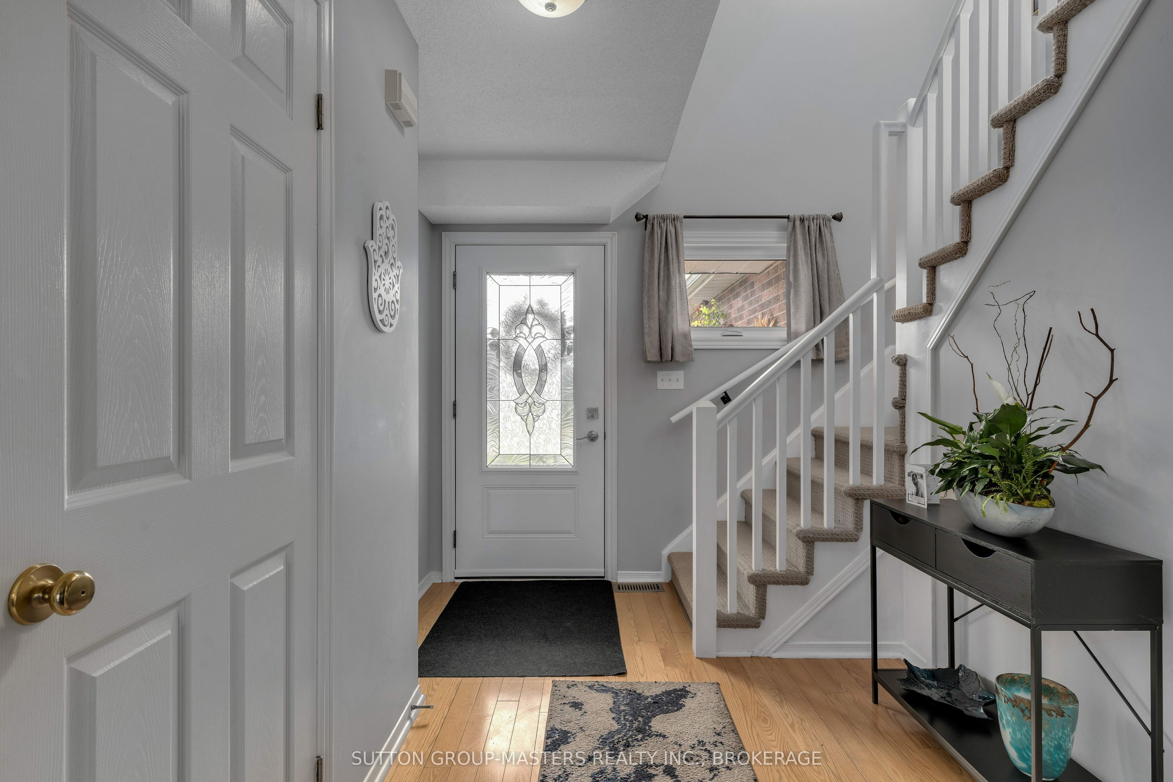 496 Grandtrunk Avenue Property Photo 3