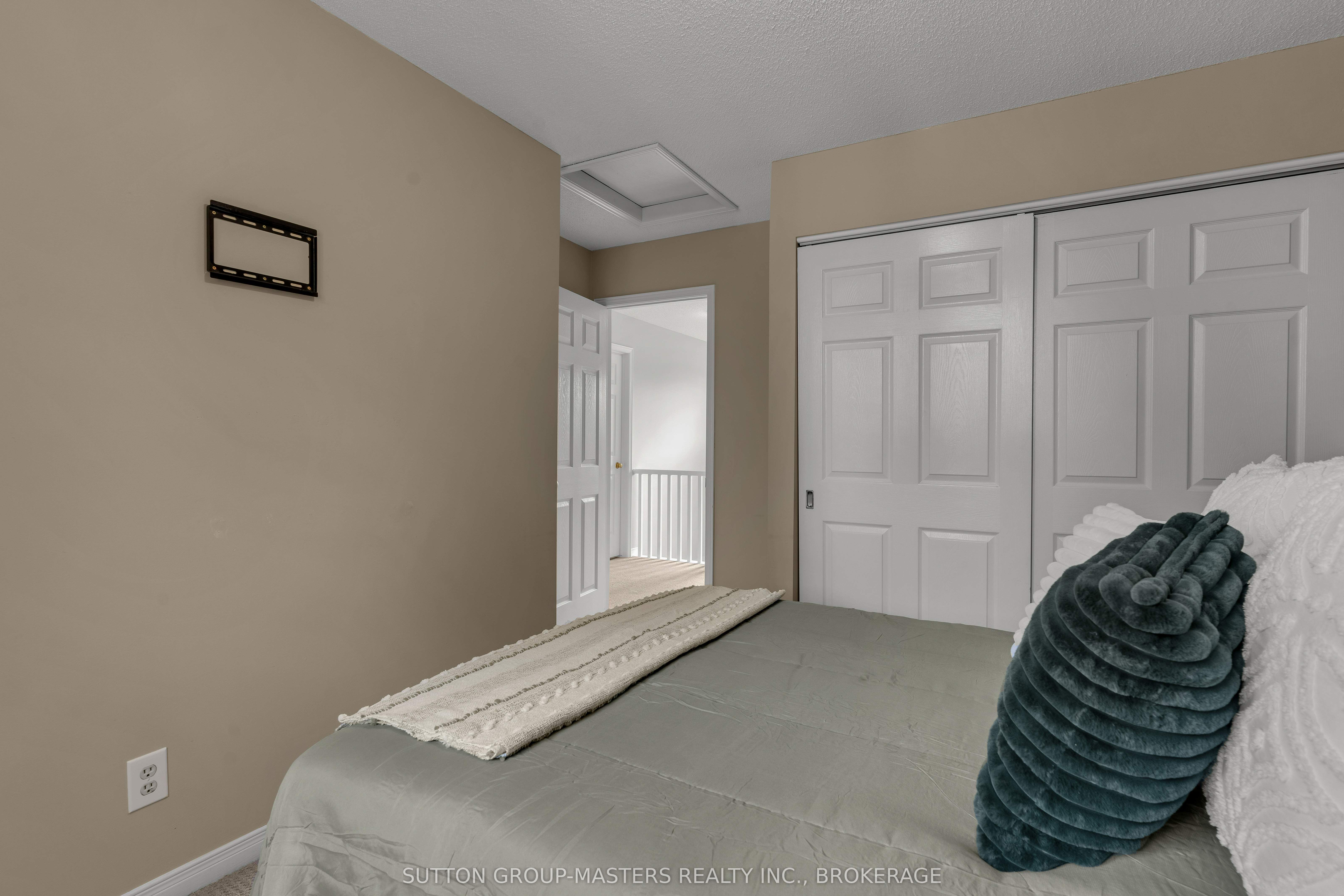496 Grandtrunk Avenue Property Photo 26