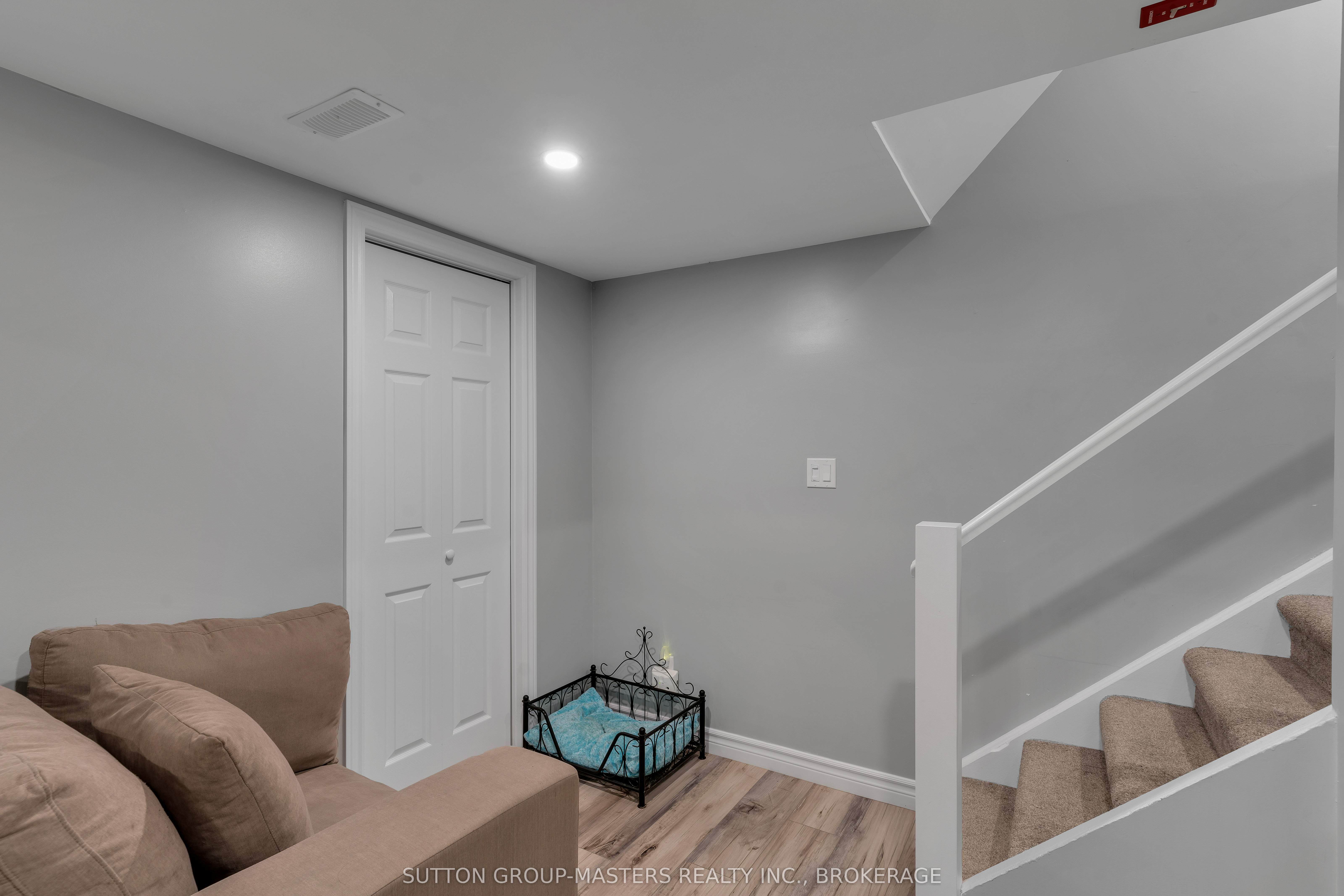 496 Grandtrunk Avenue Property Photo 29