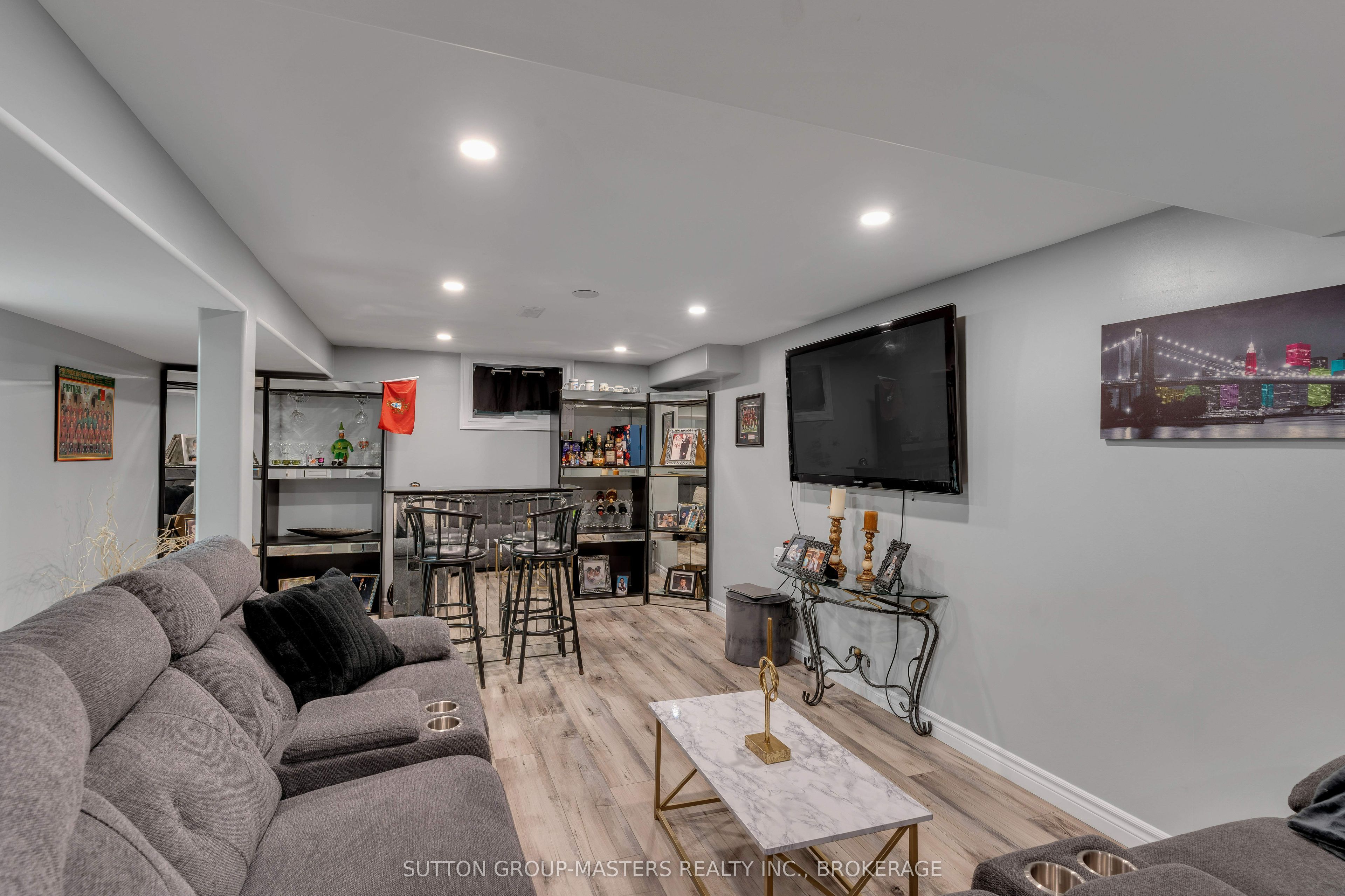 496 Grandtrunk Avenue Property Photo 31