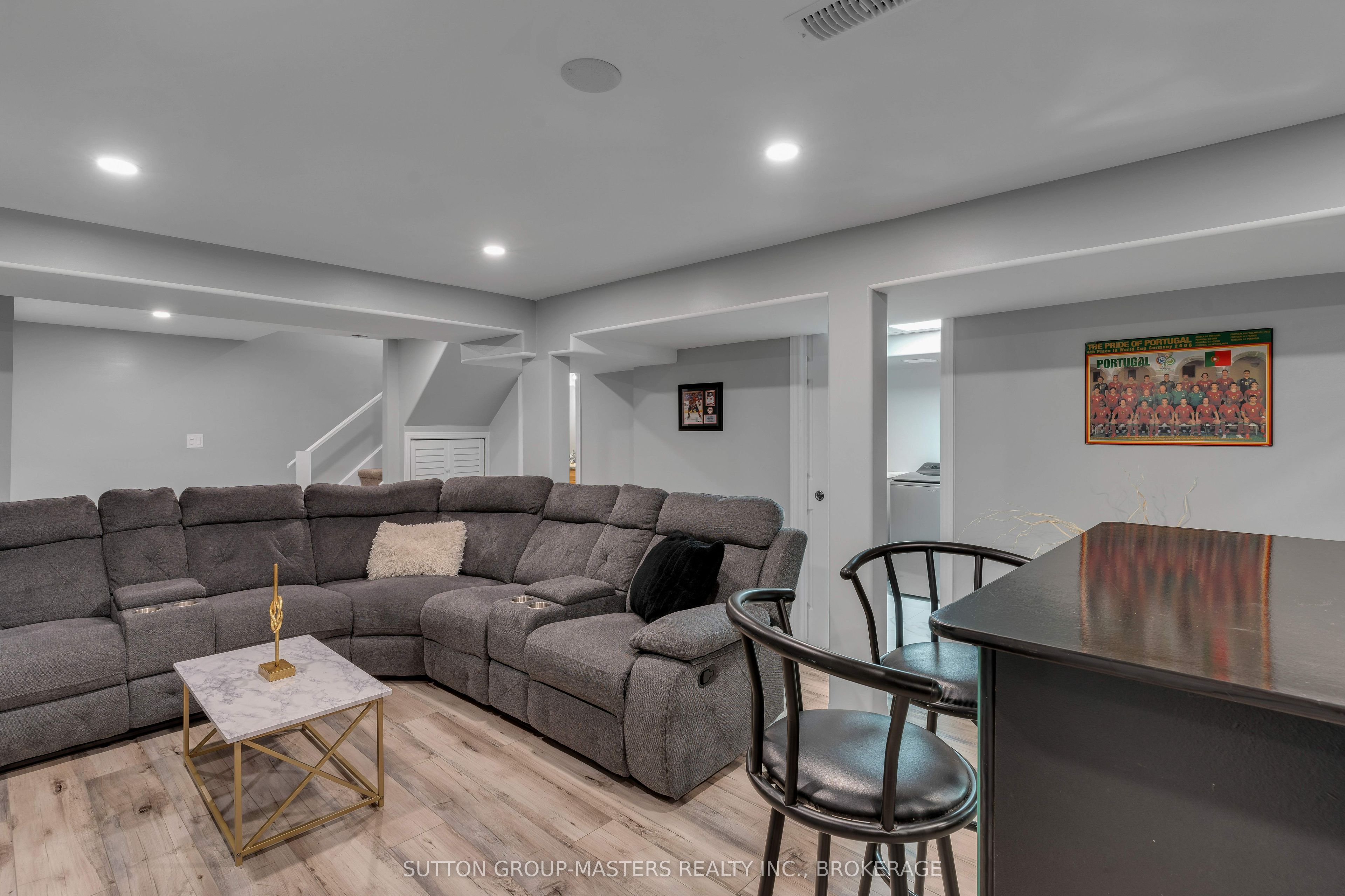 496 Grandtrunk Avenue Property Photo 33