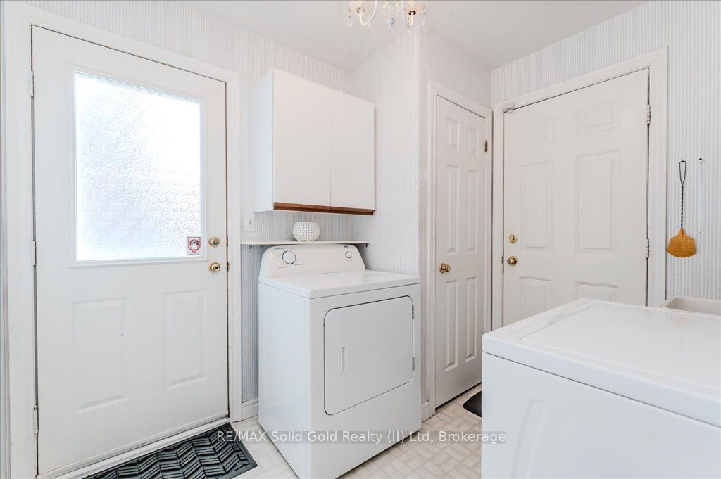 15 Trelawney Street Property Photo 19