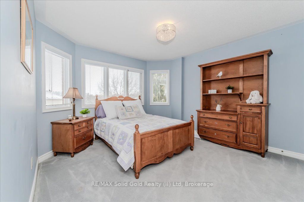 15 Trelawney Street Property Photo 22