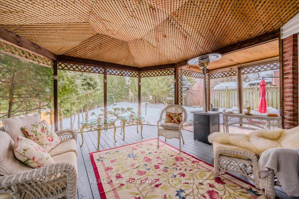 15 Trelawney Street Property Photo 37