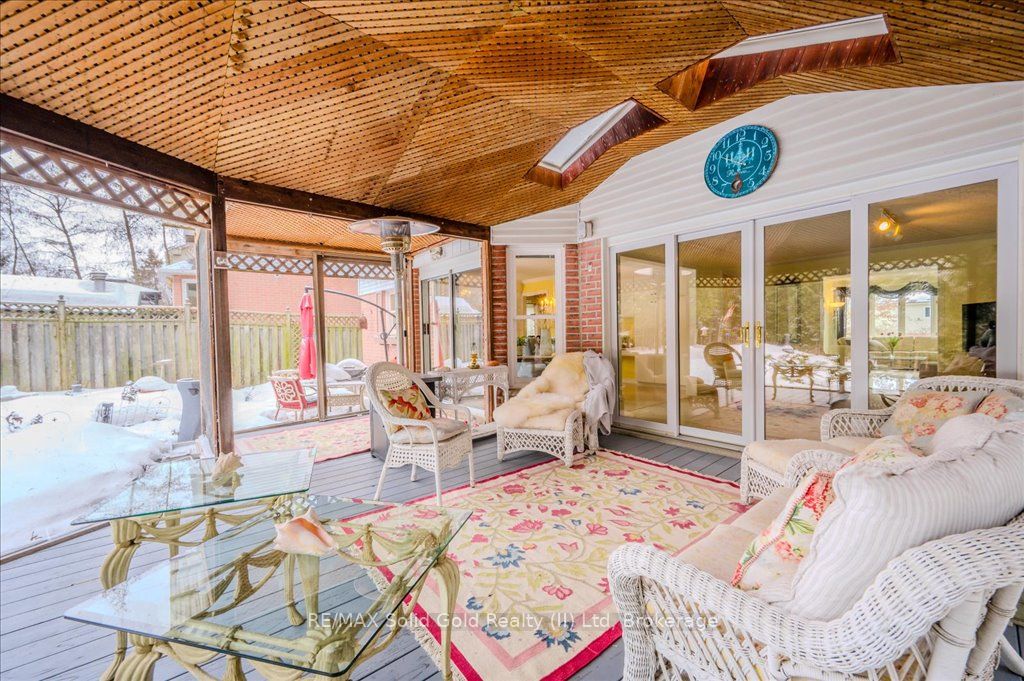 15 Trelawney Street Property Photo 38