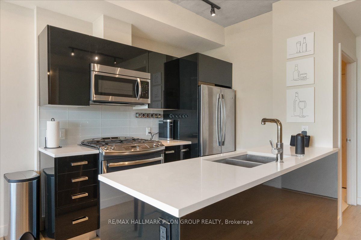 #1107 - 224 Lyon Street Property Photo 6