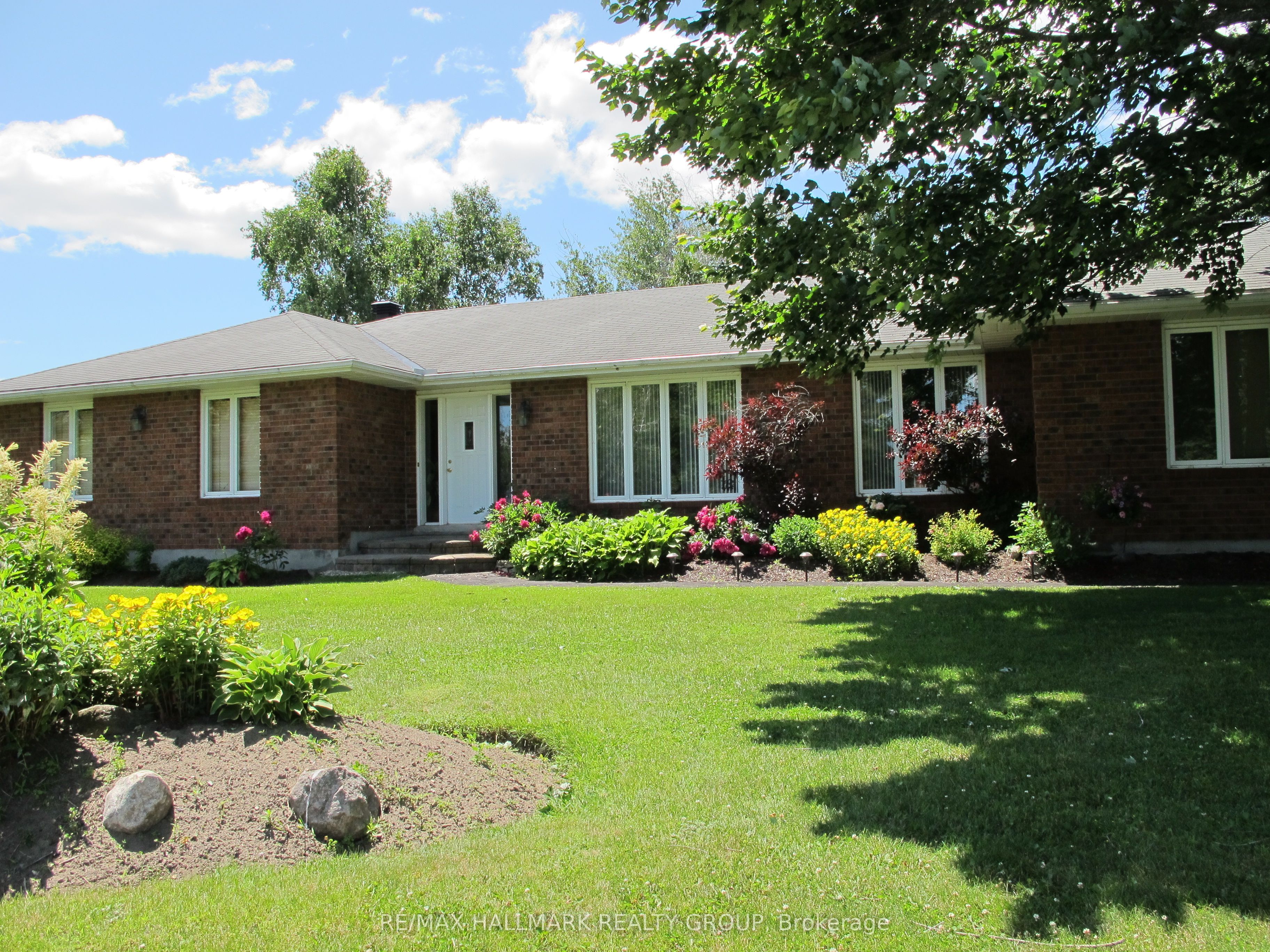 1960 Horizon Drive Property Photo