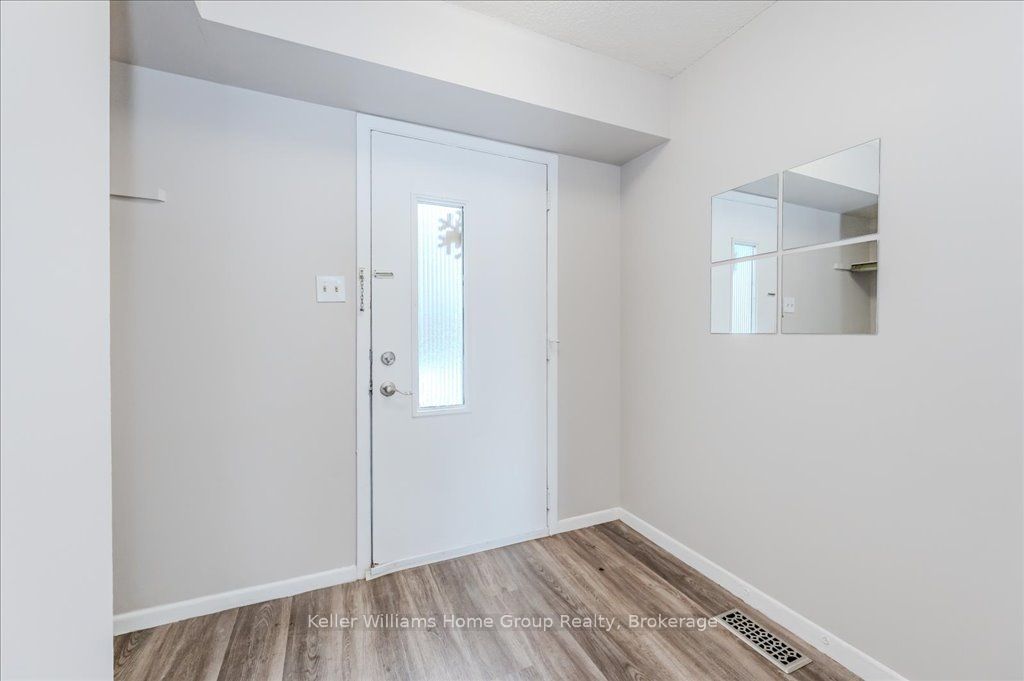 80 Churchill Street 9 Property Photo 6