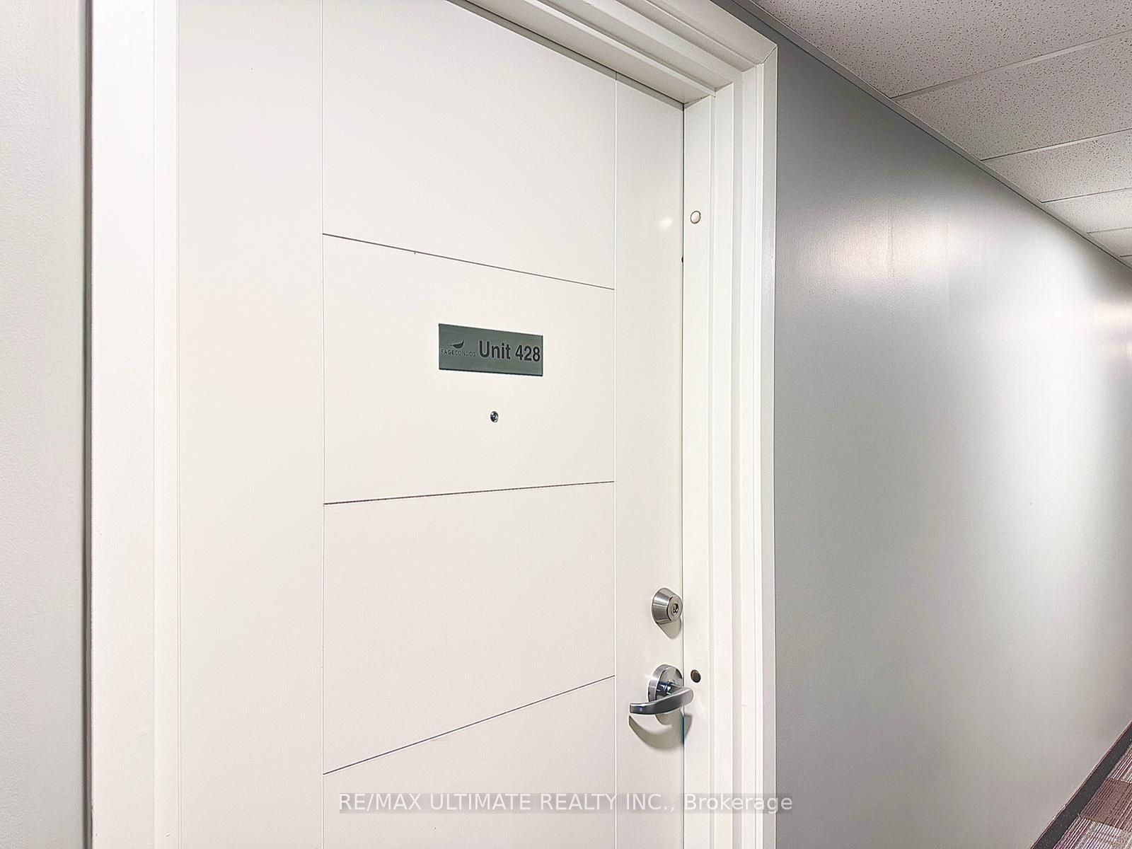 #428 - 308 Lester Street Property Photo 7