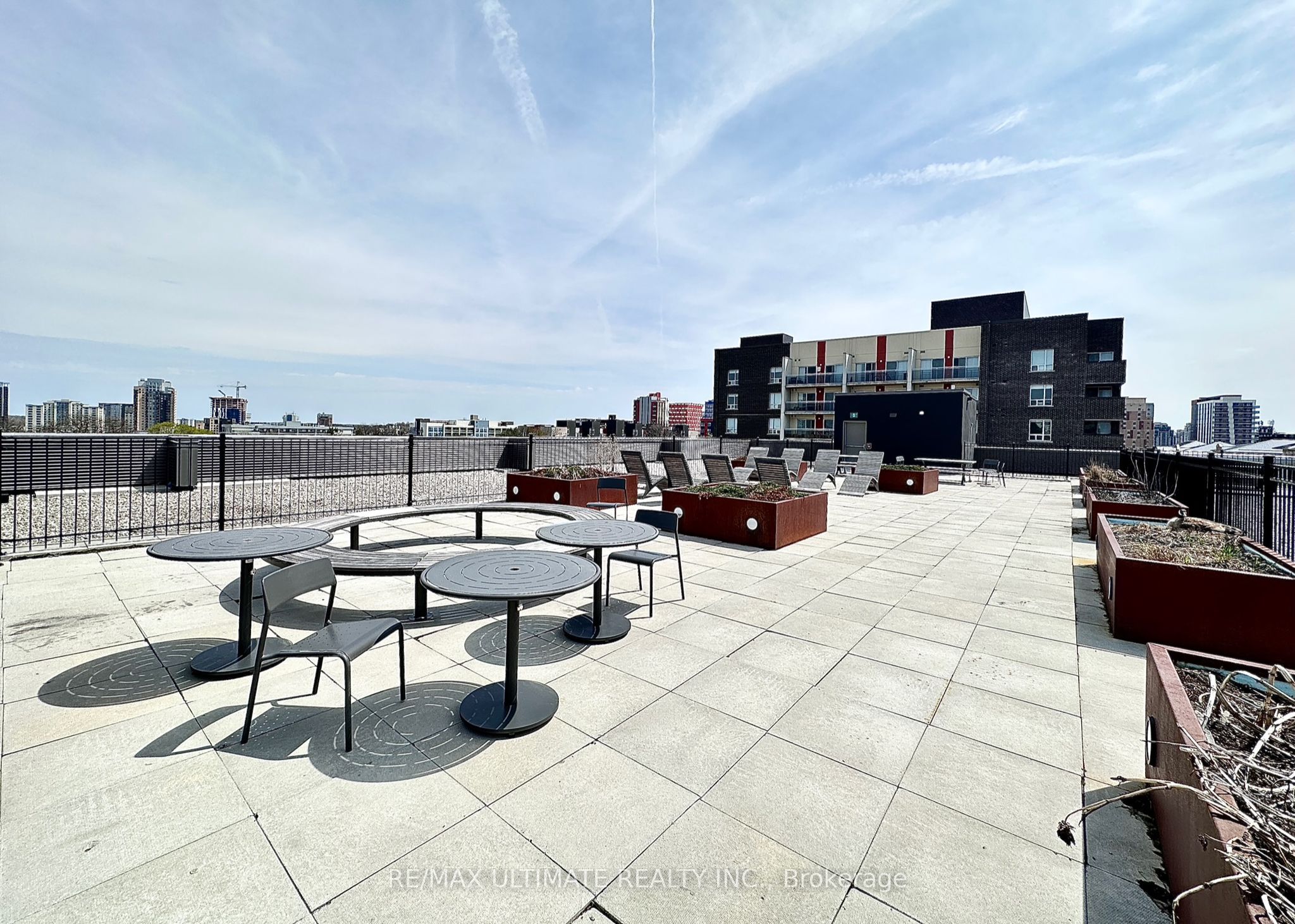 #428 - 308 Lester Street Property Photo 9