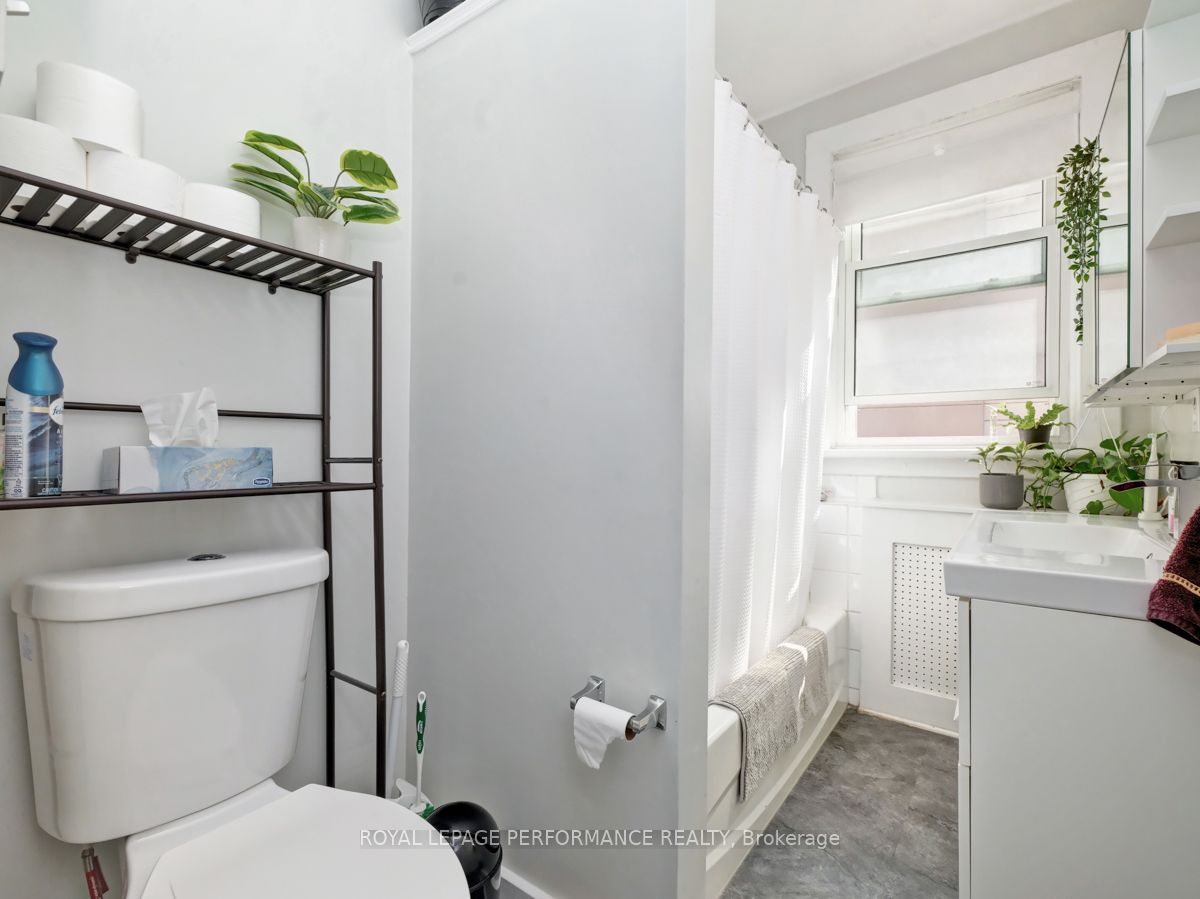 342 Frank Street Property Photo 19