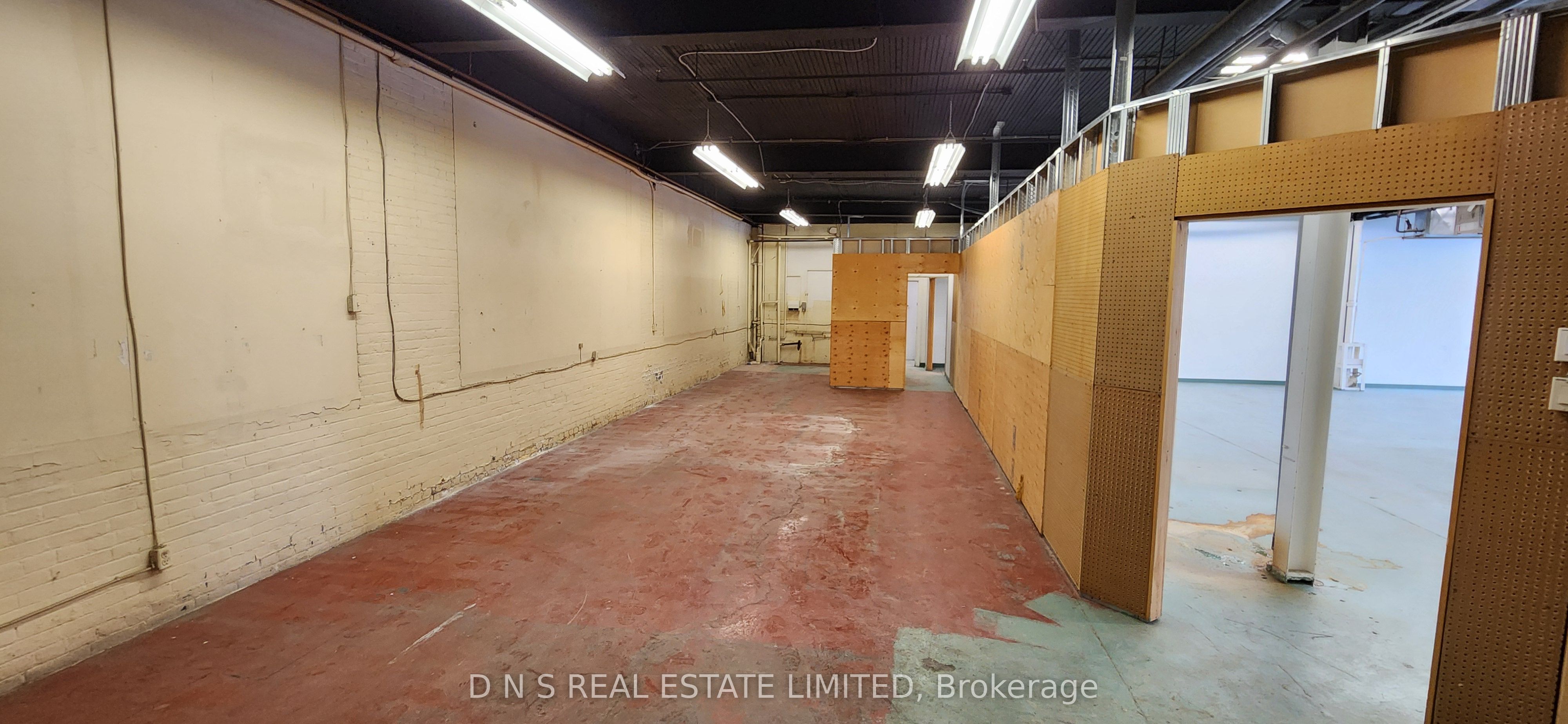 #2 - 280 Perry Street Property Photo 5