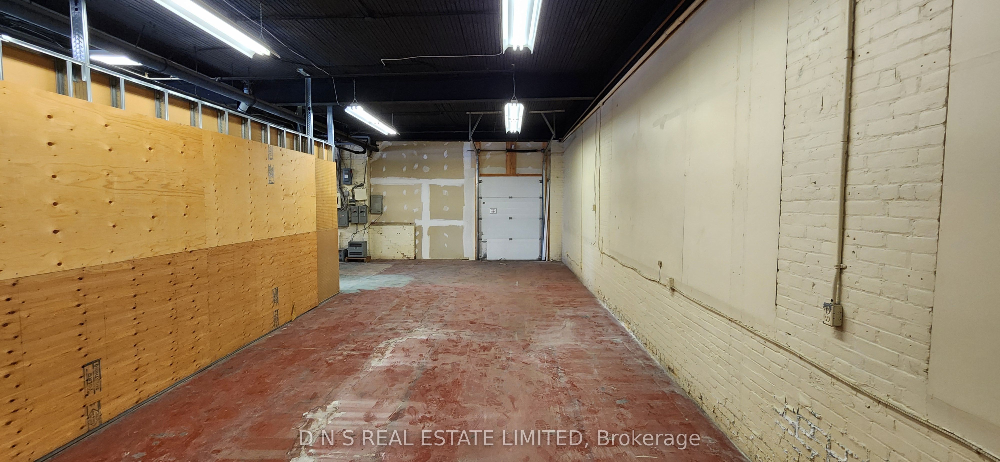 #2 - 280 Perry Street Property Photo 7