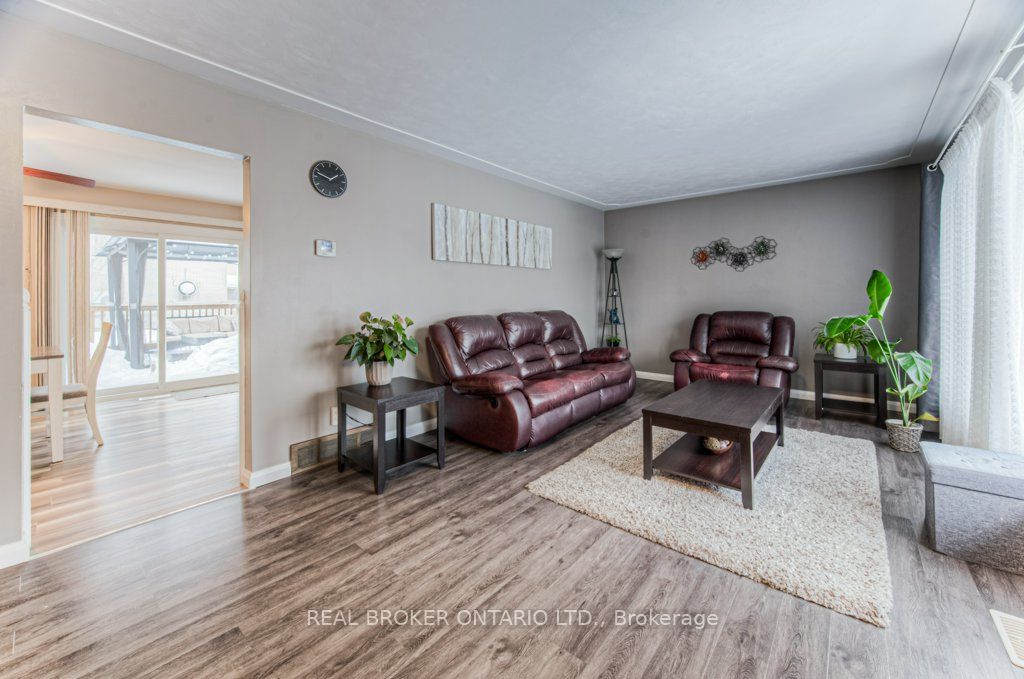 12 Snyder Avenue Property Photo 6