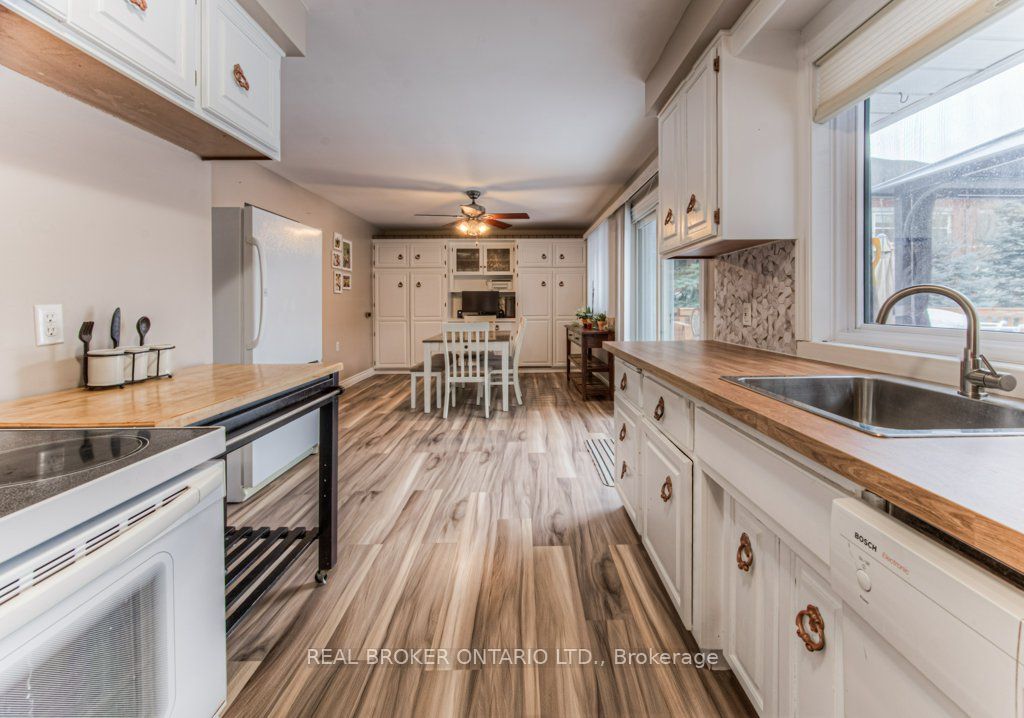 12 Snyder Avenue Property Photo 15