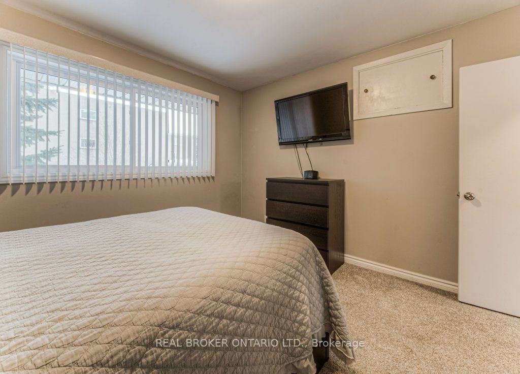 12 Snyder Avenue Property Photo 19
